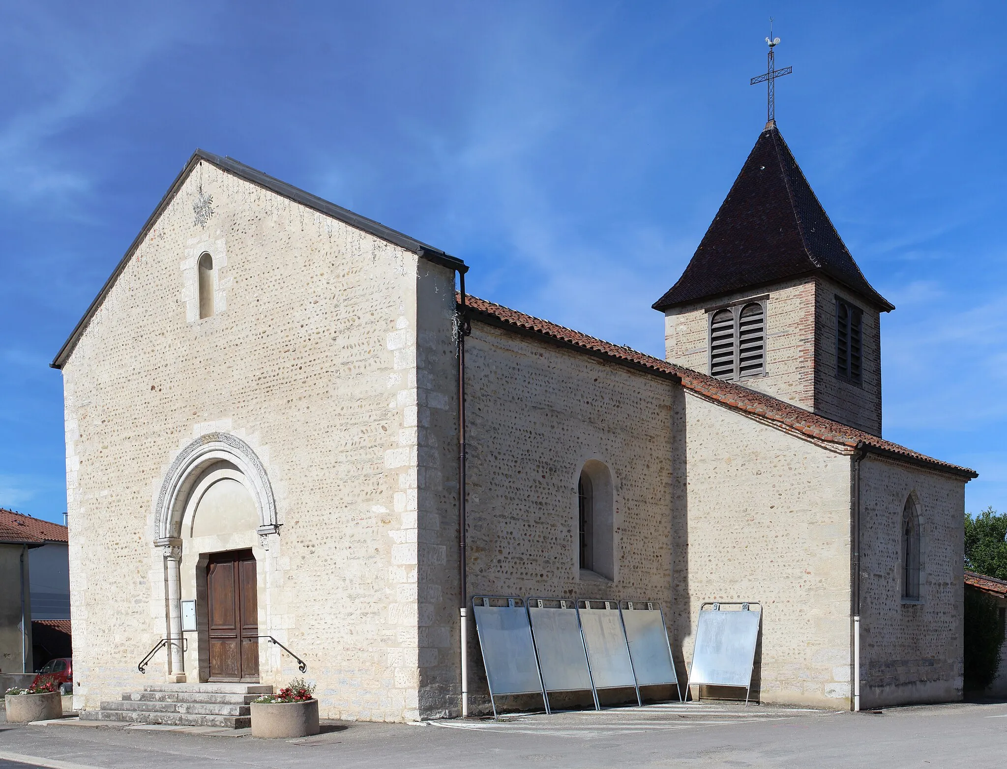 Photo showing: Église Saint-Nizier de Saint-Nizier-le-Désert.