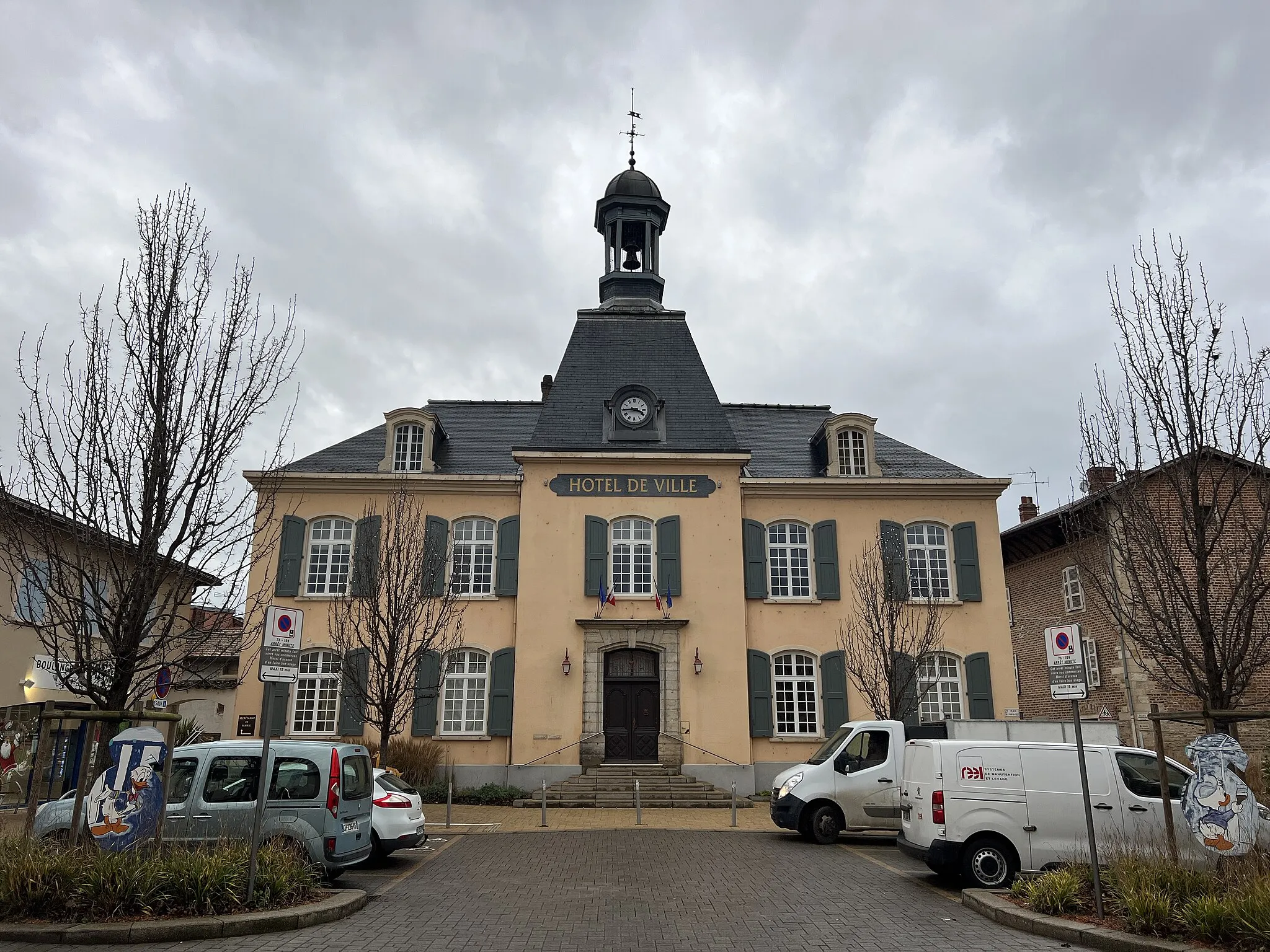 Photo showing: Hôtel de ville de Saint-Trivier-sur-Moignans.