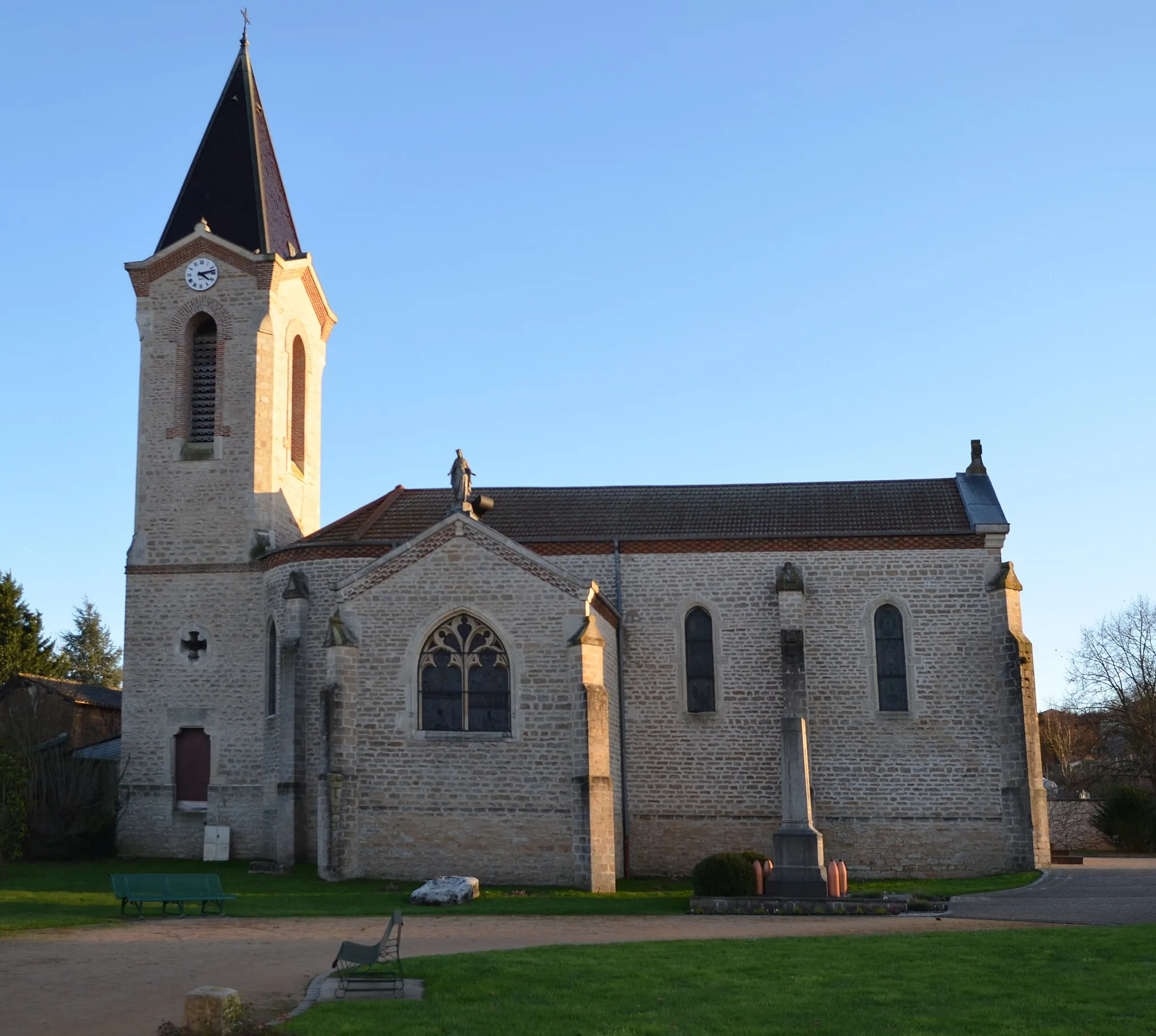 Photo showing: Église Saint-Bonnet de Toussieux.