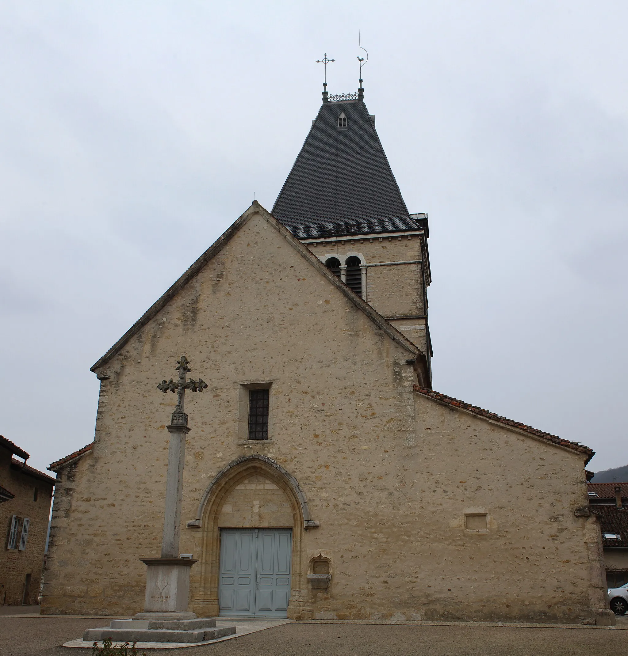 Photo showing: Église Saint-Marcel de Tossiat.