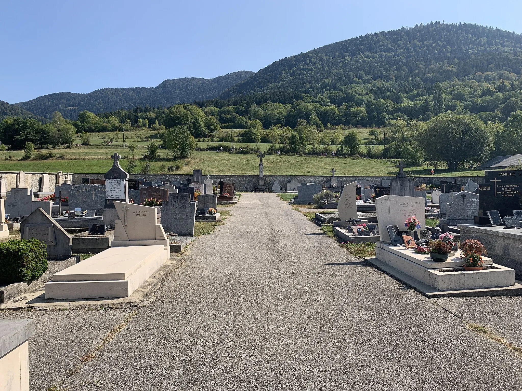 Photo showing: Cimetière de Virieu-le-Petit, Arvière-en-Valromey.