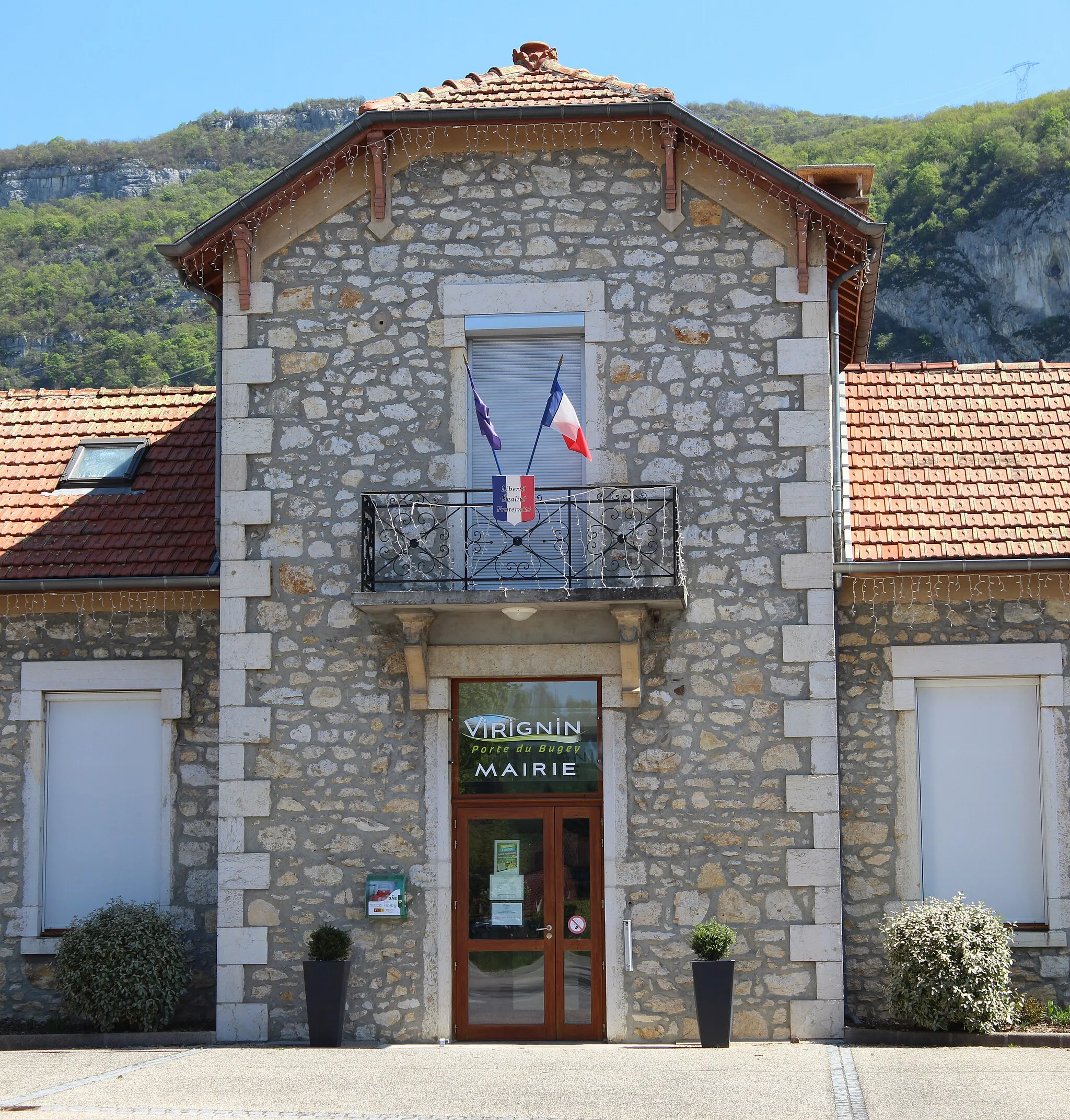 Photo showing: Mairie de Virignin.