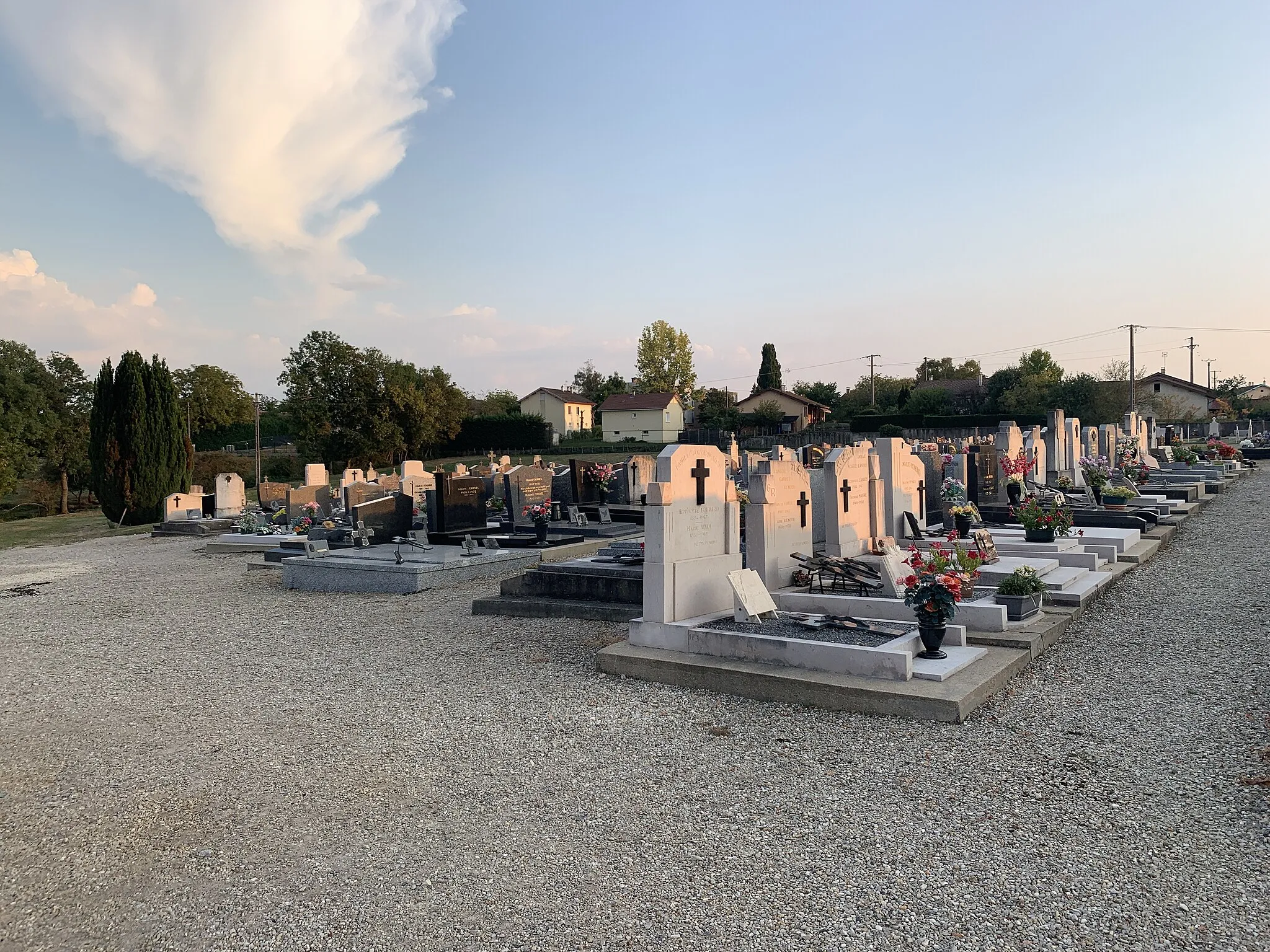 Photo showing: Cimetière de Marboz.