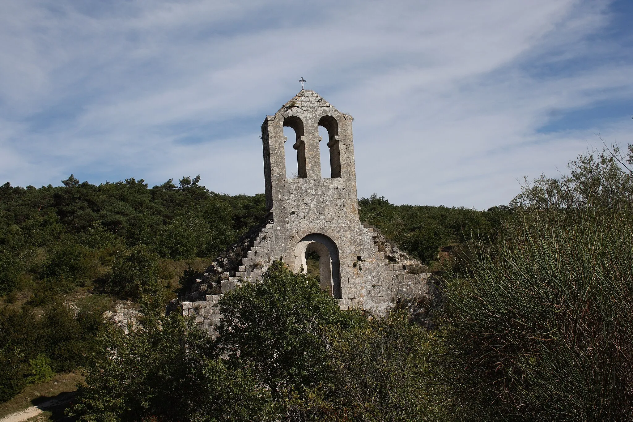 Photo showing: Ruine der Prioratskirche in Aleyrac