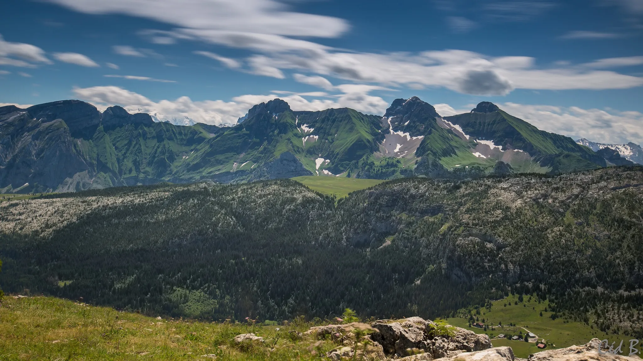 Photo showing: Le BARGY depuis la POINTE D'ANDEY