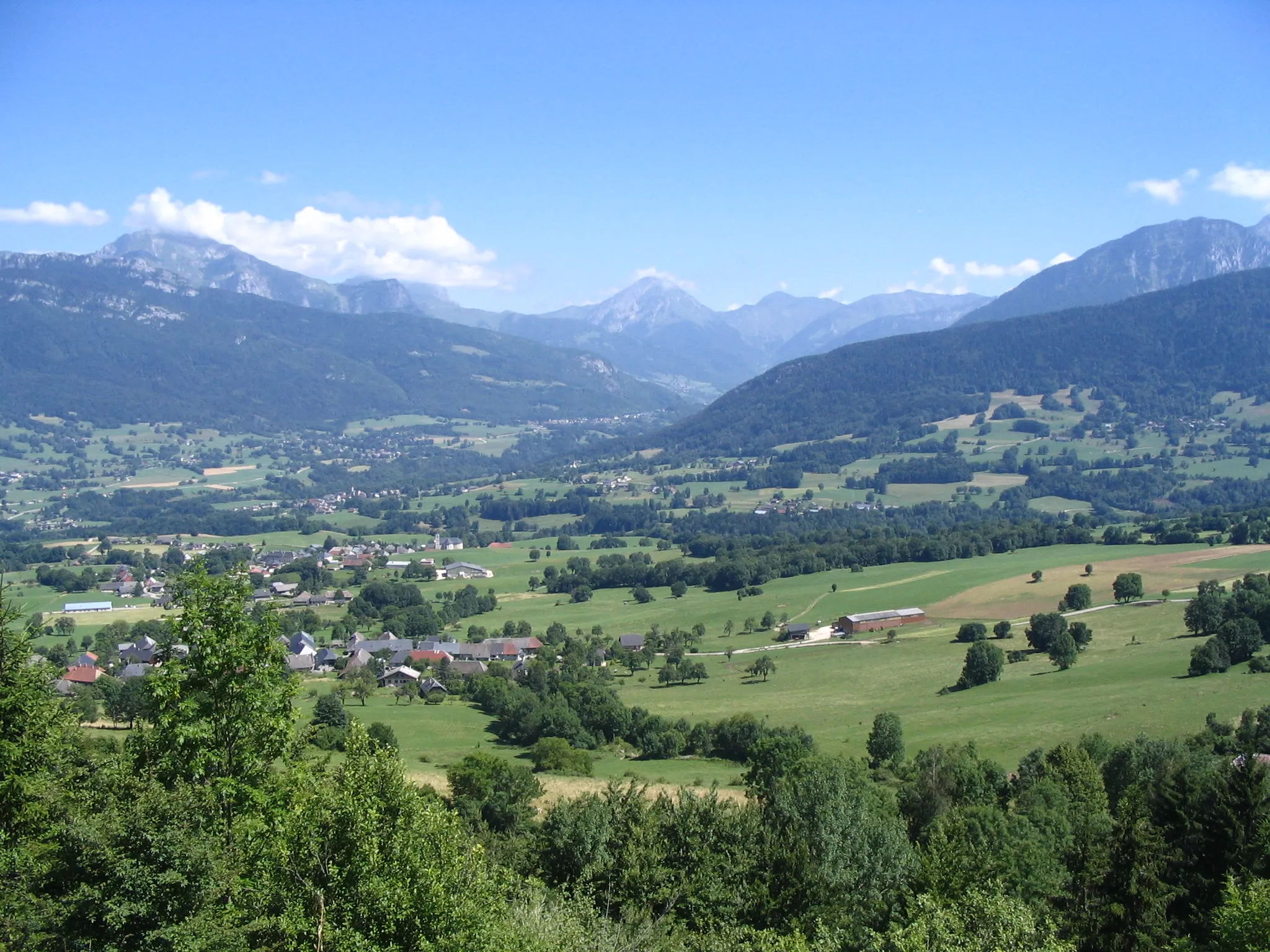 Photo showing: Arith depuis la Montagne de Bange