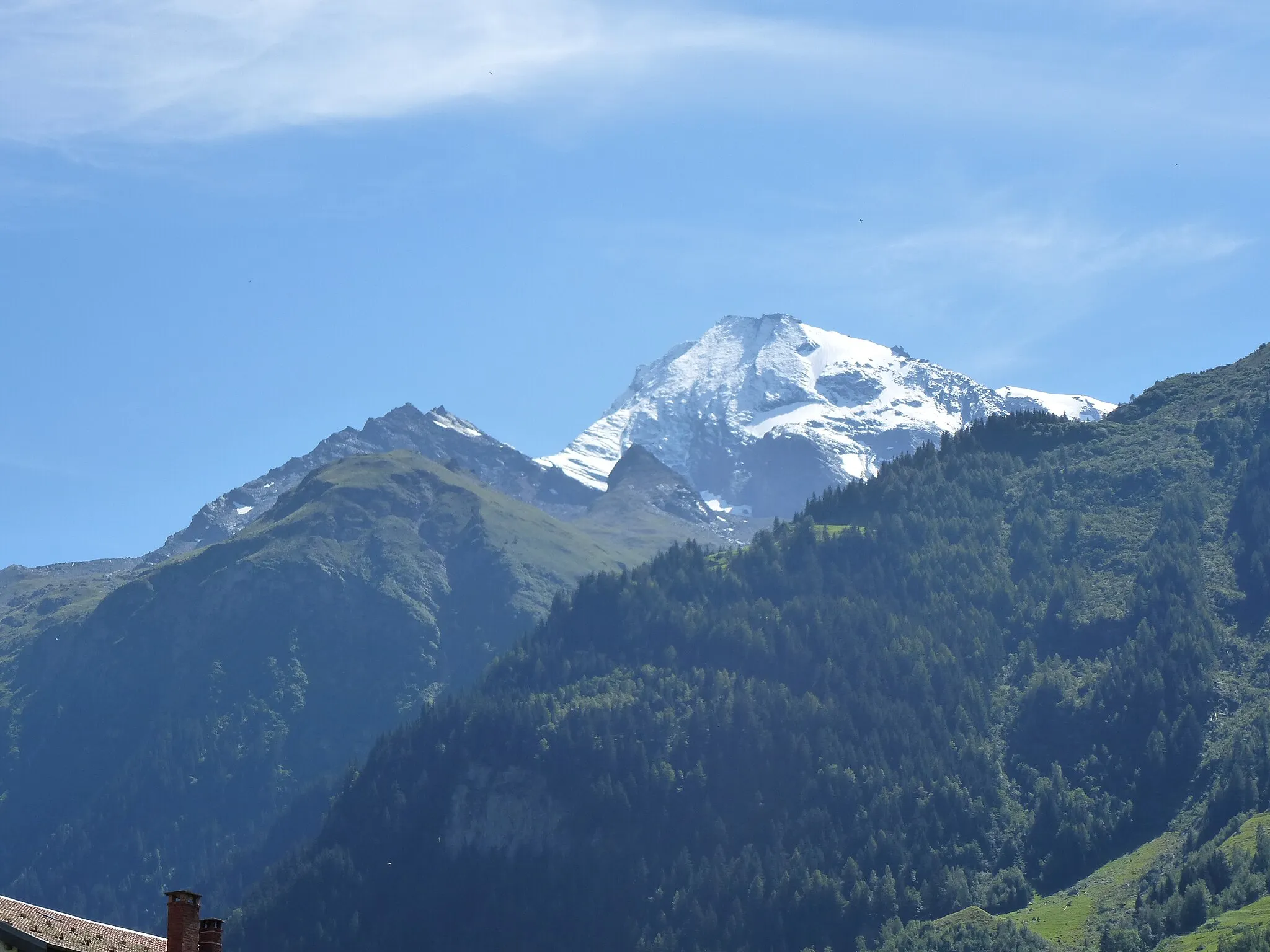 Photo showing: vue depuis ste foy tarentaise