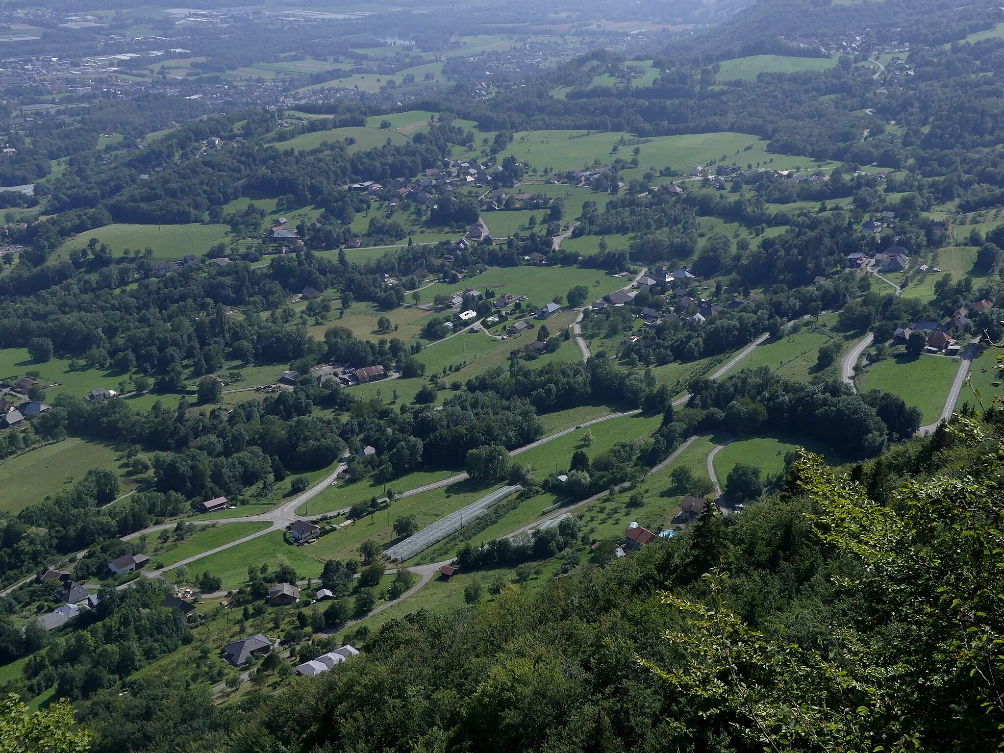 Photo showing: Sight, from Tamié fortification, of Verrens-Arvey commune territory, in Savoie, France.