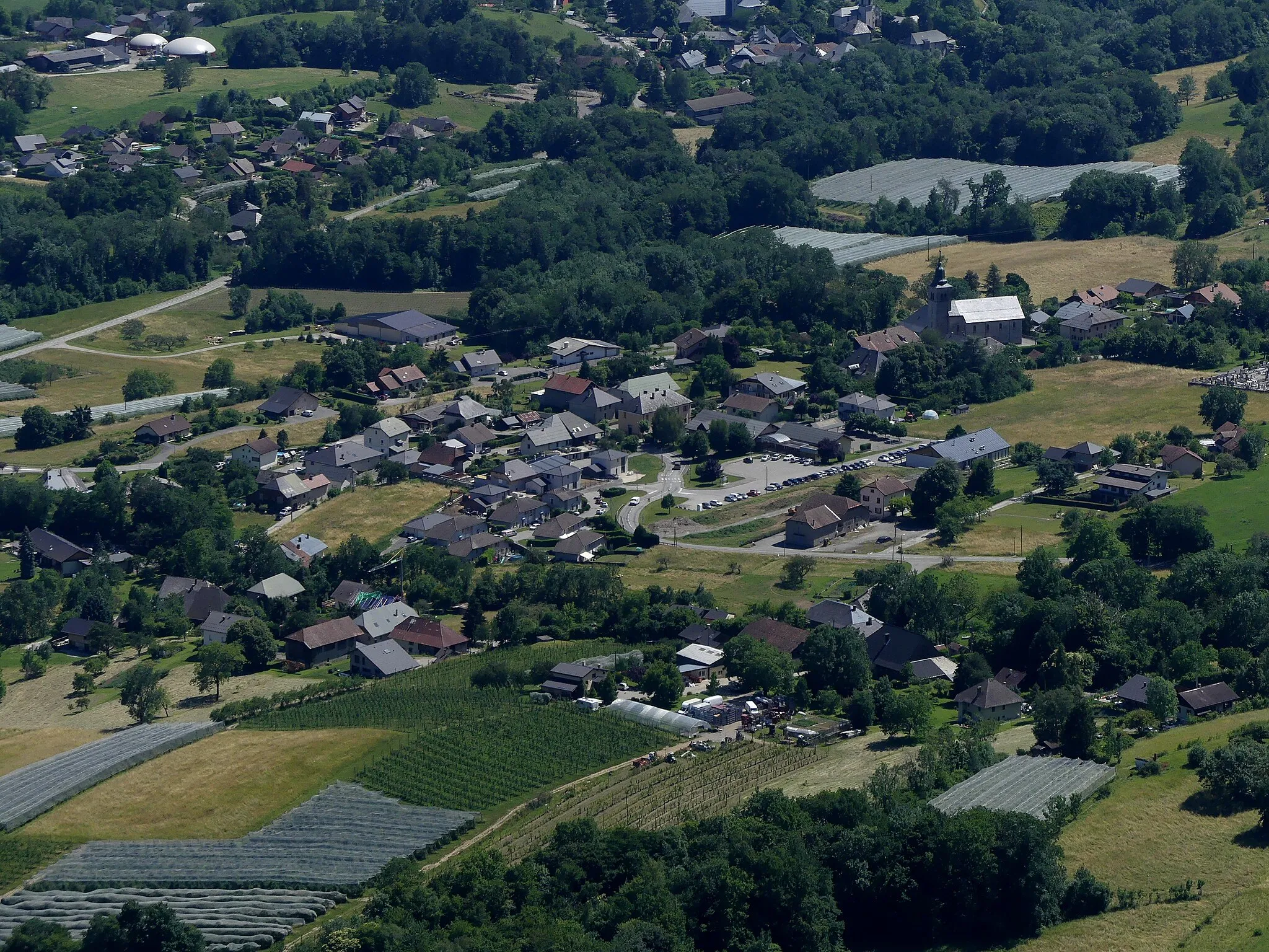 Photo showing: Sight, from Tamié fortification, of Verrens-Arvey village, Savoie, France.