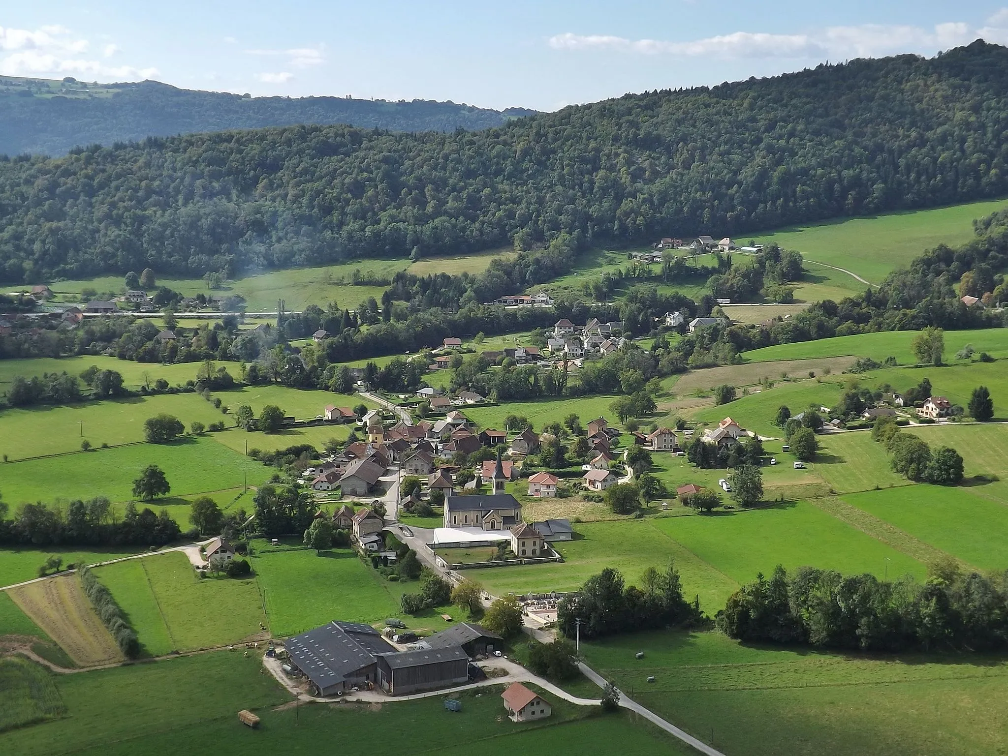 Photo showing: Panoramic sight on the the French village and commune of Saint-Christophe, in Savoie.