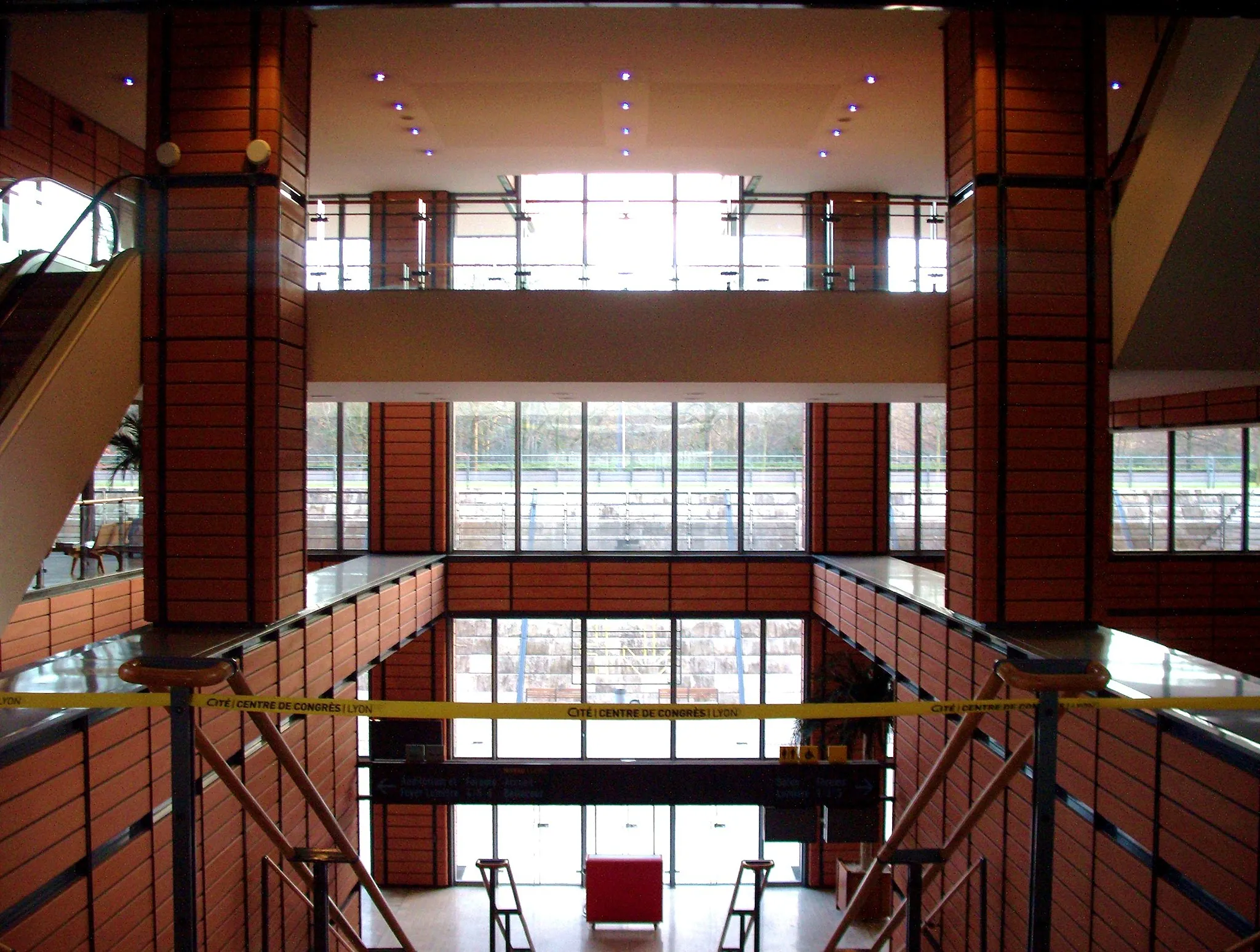 Photo showing: le centre de congrès de Lyon se trouve à la Cité Internationale.