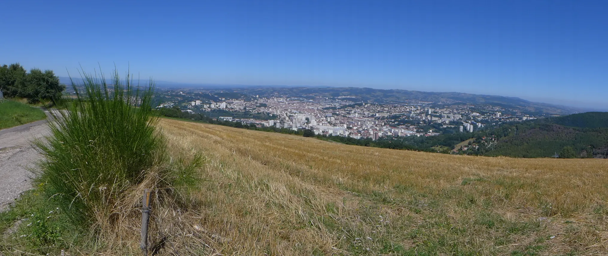 Photo showing: Panorama sur la ville de Saint-Etienne depuis le Guizay
