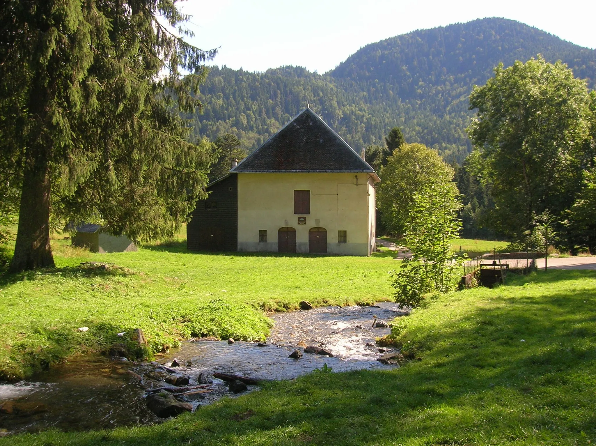 Photo showing: maison forestière au lieu-dit de Prémol, Vaulnaveys-le-Haut, Isère, AuRA, France.