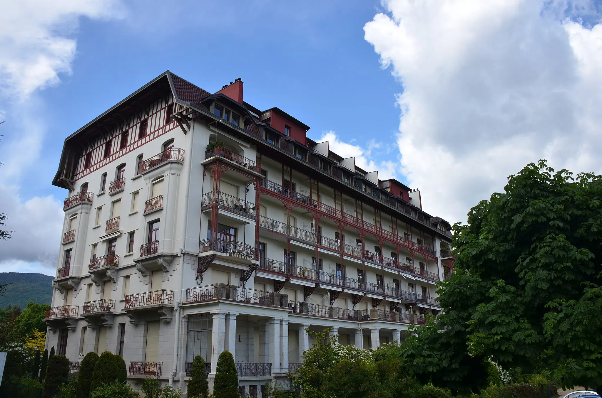 Photo showing: Luxury appartments at Divonne, opposite of the Thermes