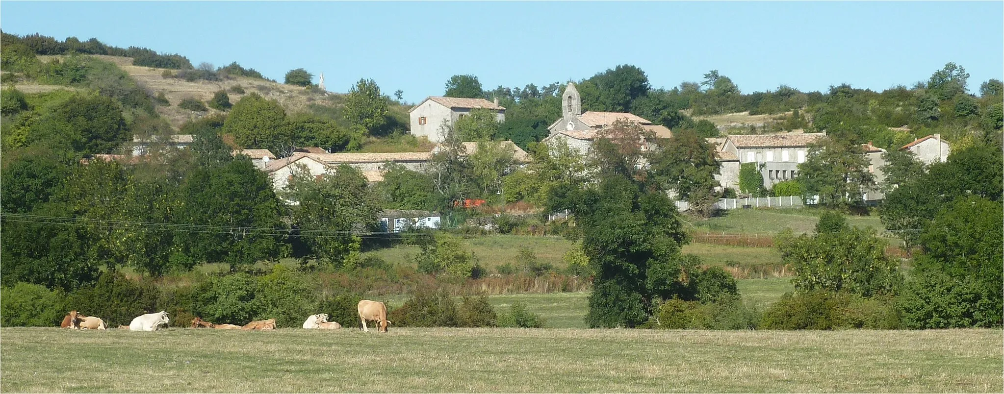 Photo showing: Vue du village de Freyssenet Plateau du Coiron Ardèche