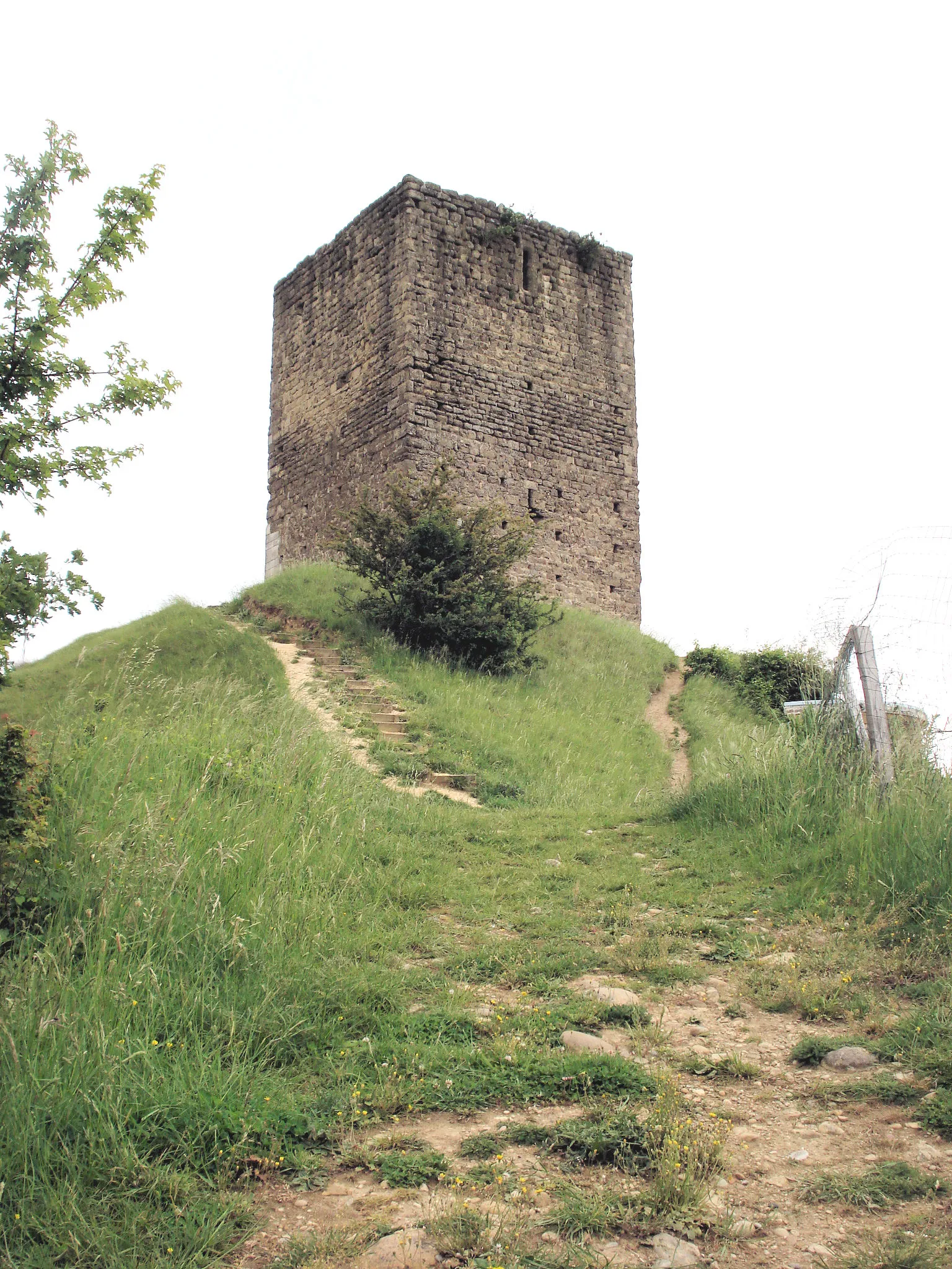 Photo showing: Tour d'Albon dans la Drôme