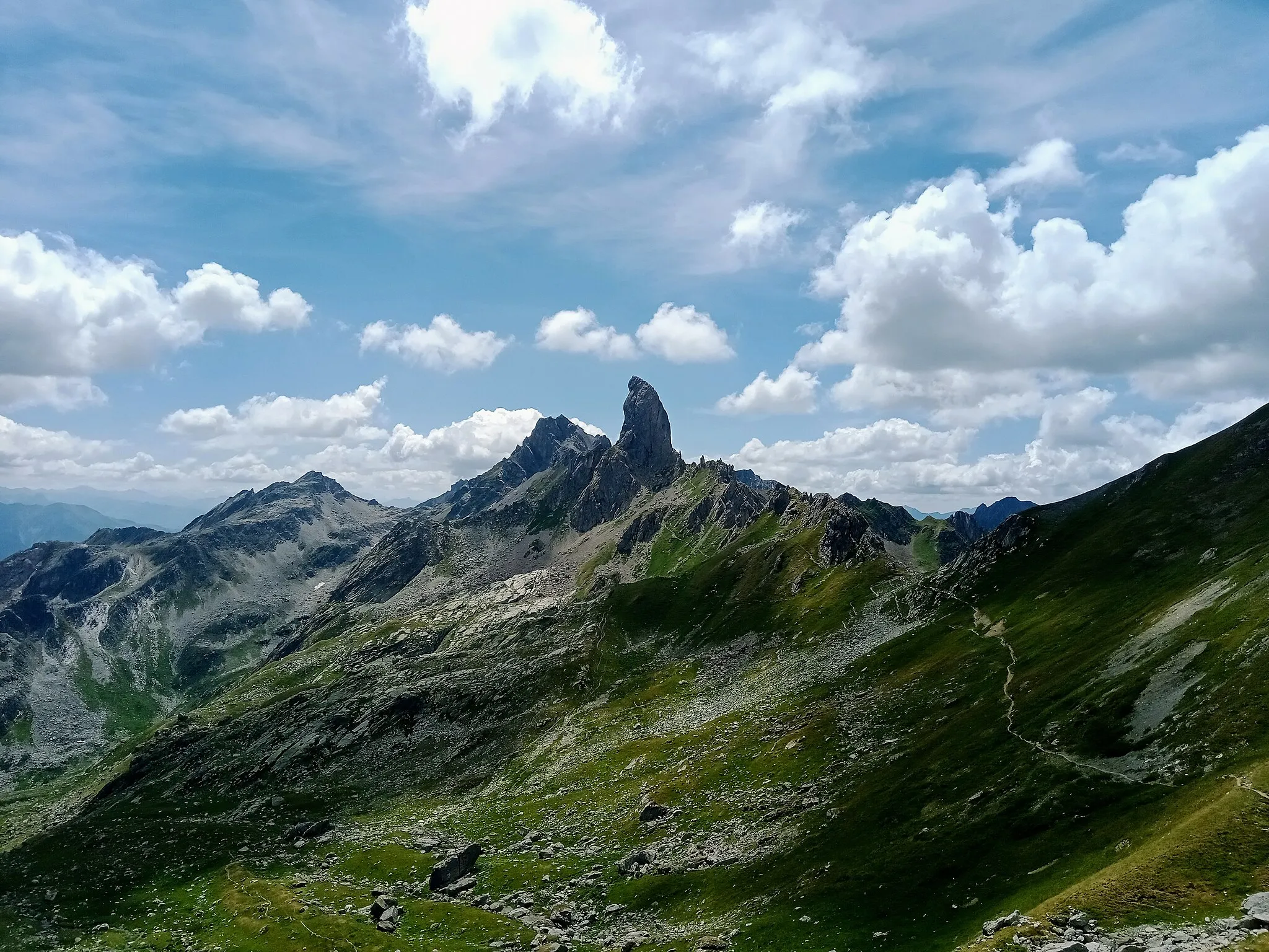 Photo showing: La Pierra Menta depuis le refuge de Presset, la Plagne Tarentaise, Savoie, France