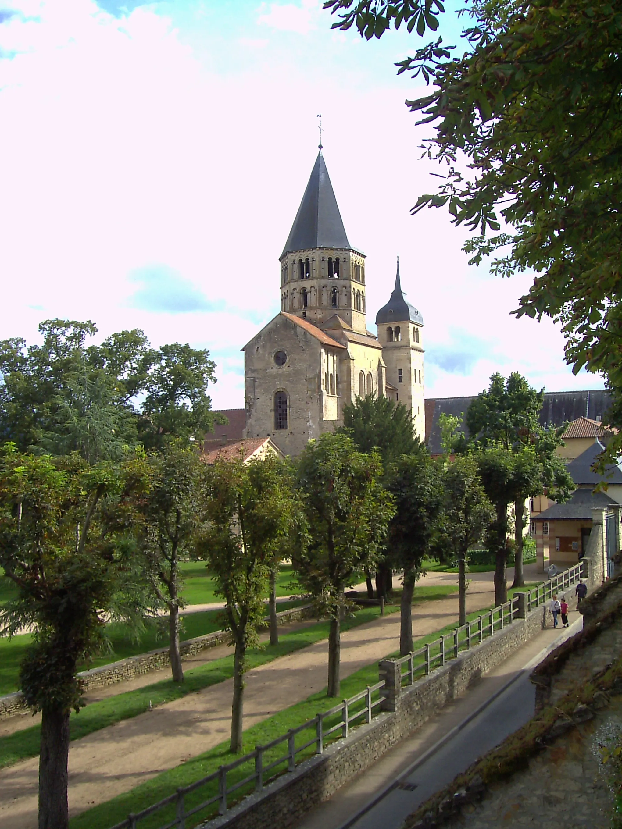 Photo showing: Cluny