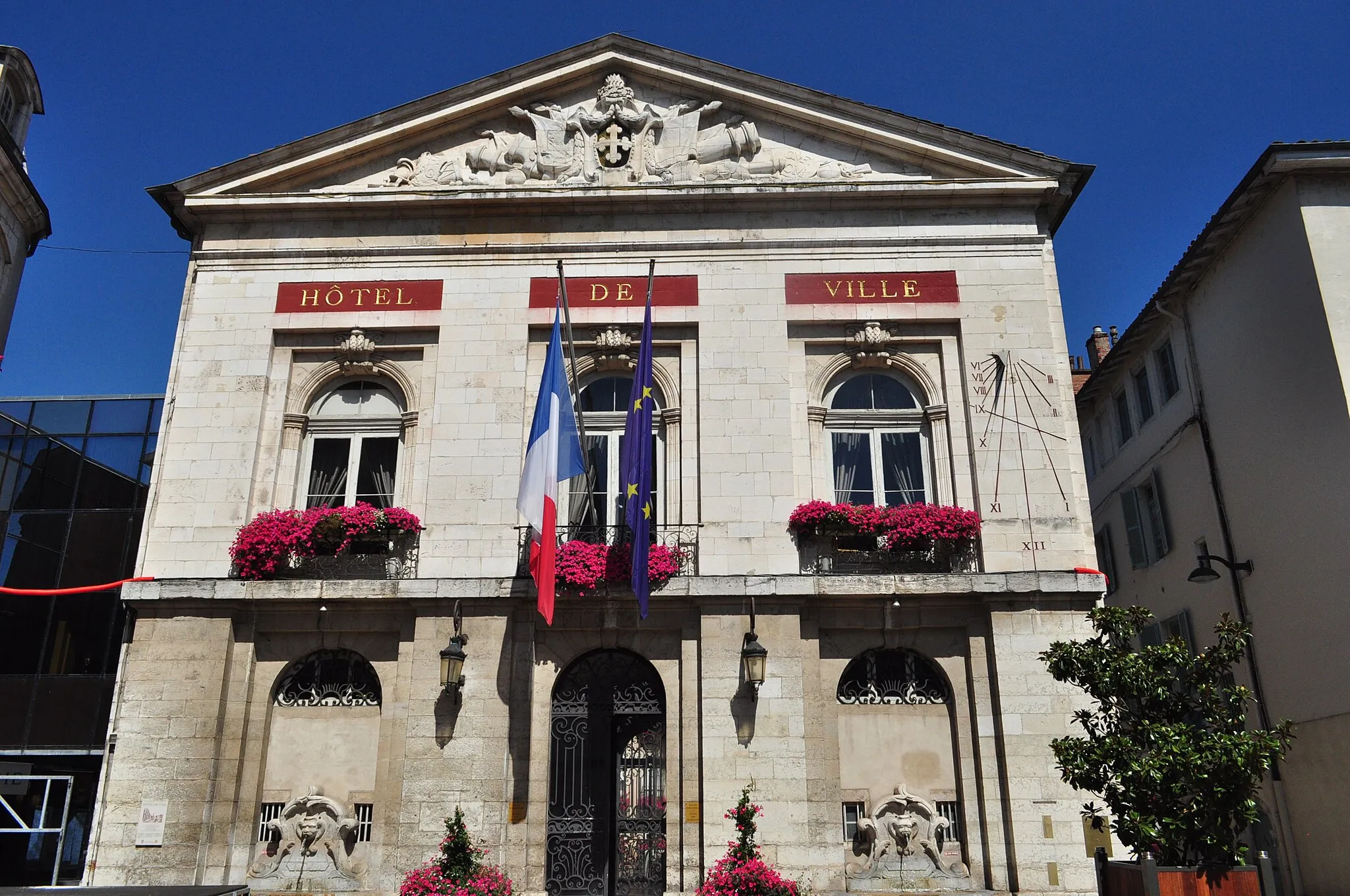 Photo showing: Ayuntamiento (Hôtel de ville) de la ciudad de Bourg-en-Bresse, en la región del Ródano-Alpes.
