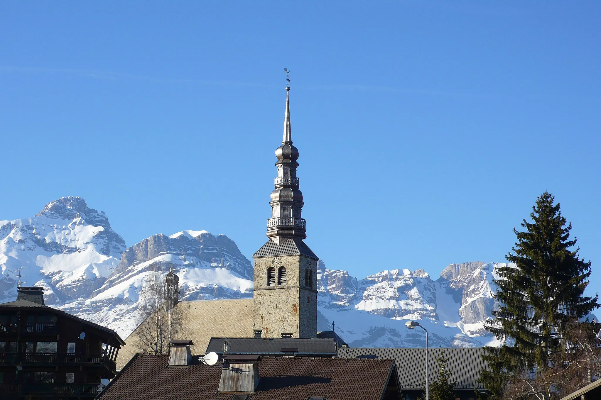 Photo showing: Combloux