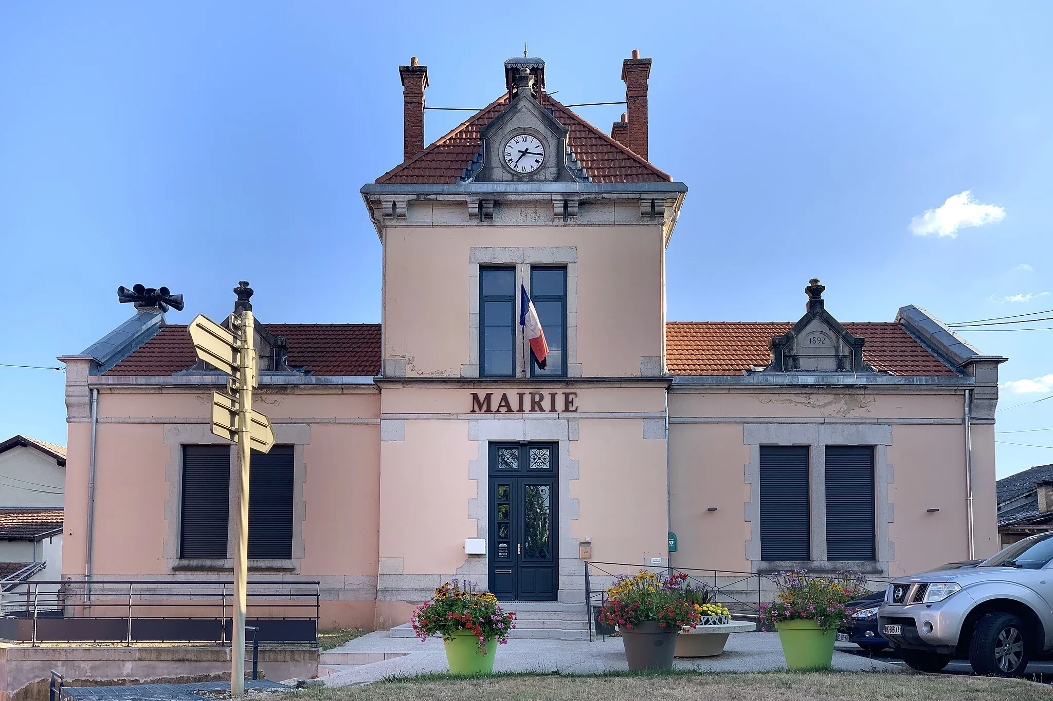 Photo showing: Mairie de Chazey-sur-Ain.