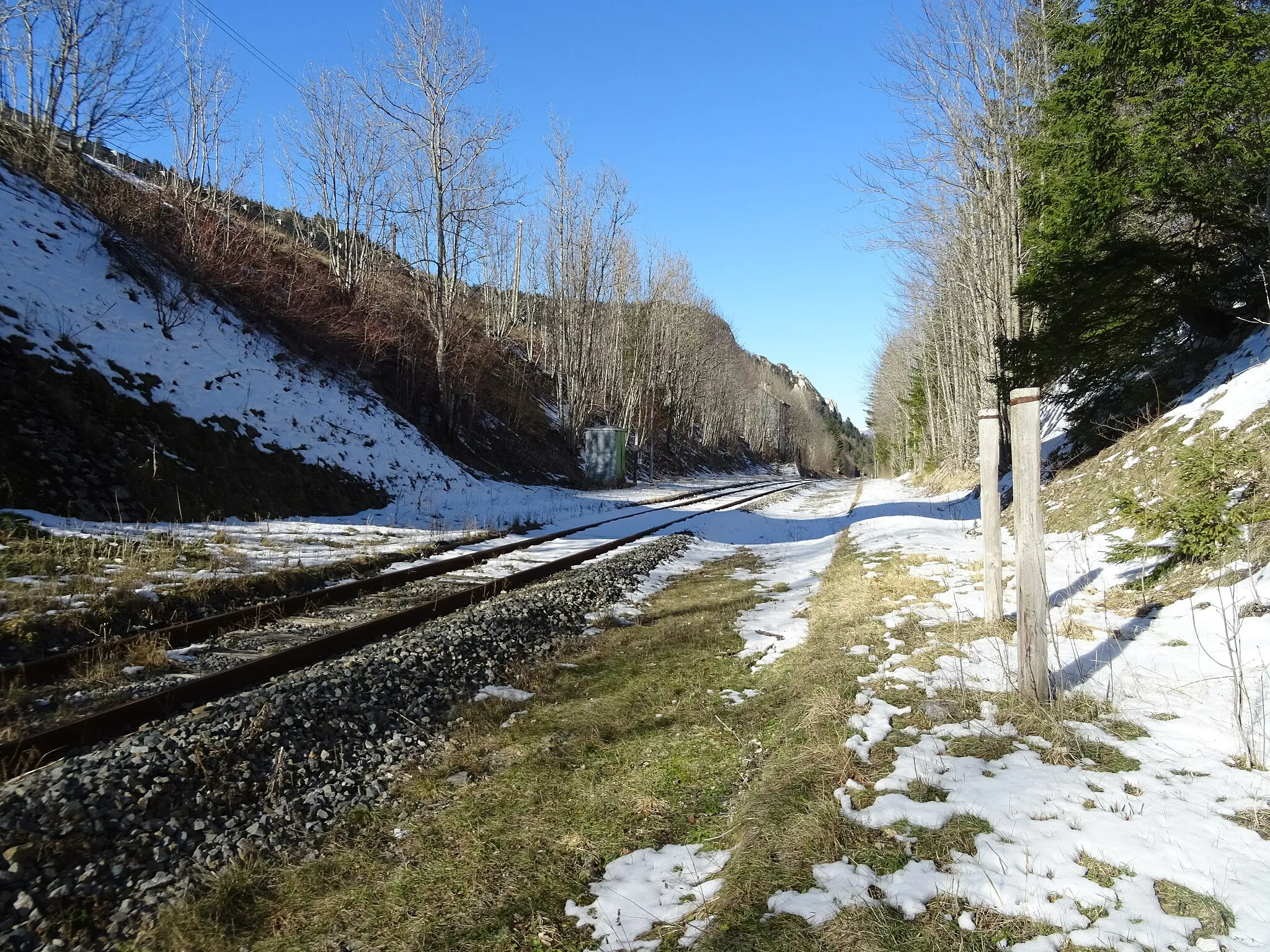 Photo showing: Le col de la Croix-Haute ferroviaire vu en direction de Grenoble.