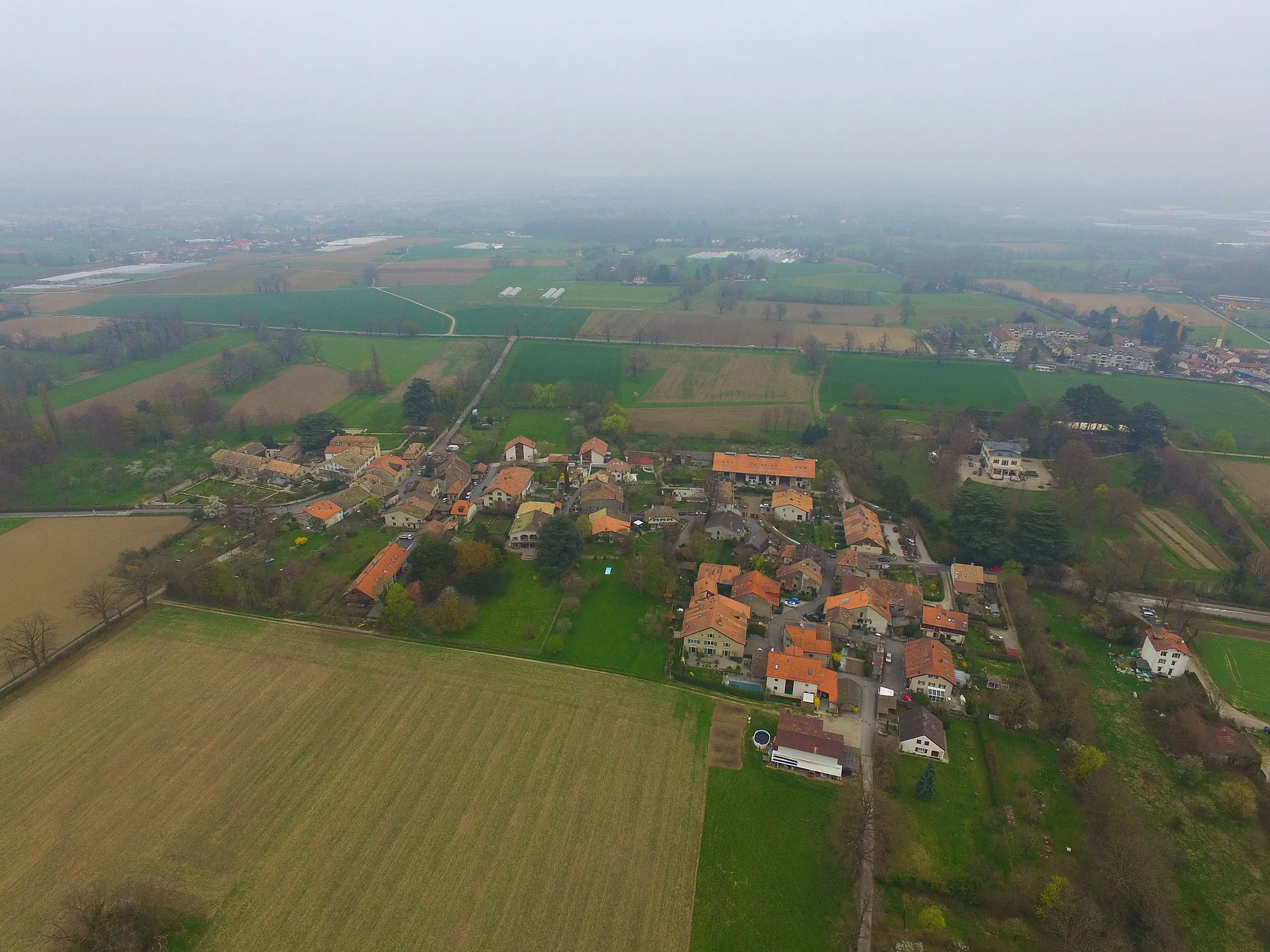 Photo showing: Landecy, aerial view