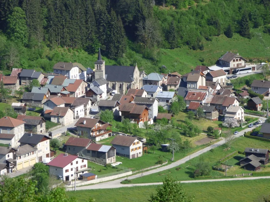 Photo showing: La Ferrière (Isère) village, main town view.