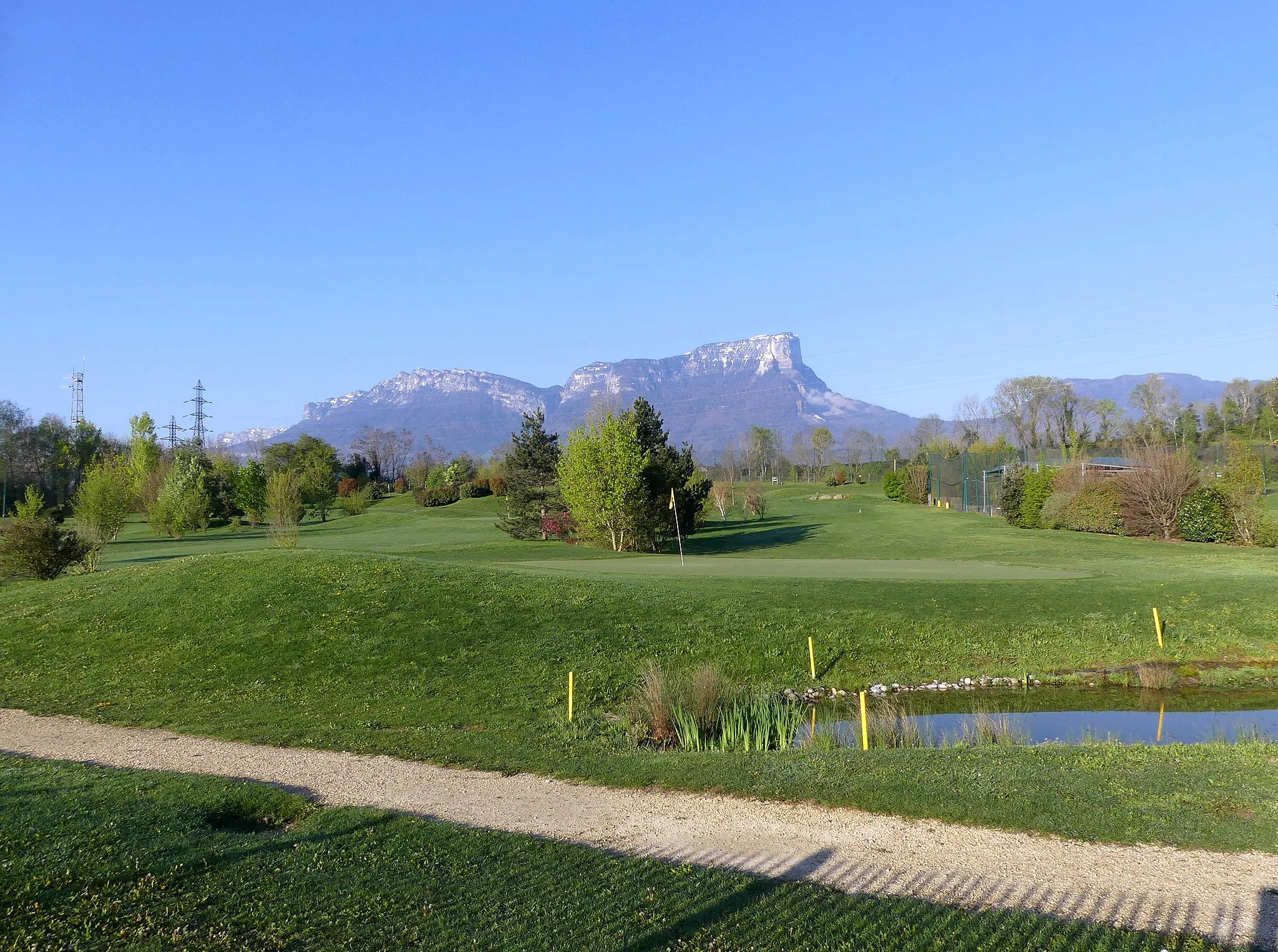 Photo showing: Sight, in the morning, of Les Marches golf course, with visible Mont Granier mountain, in Savoie, France.
