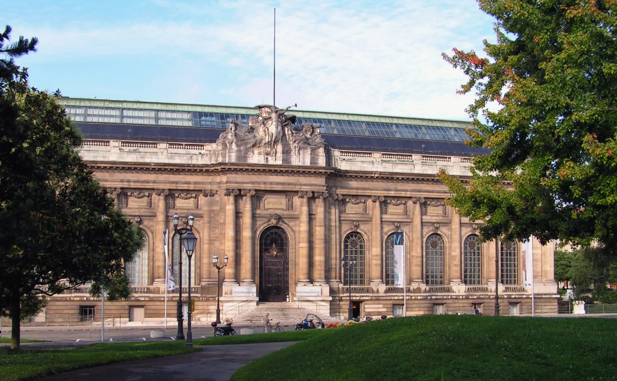 Photo showing: Rue Charles-Galland 2, Genève. Musée d'art et d'histoire. Vue de la promenade de l'observatoire.