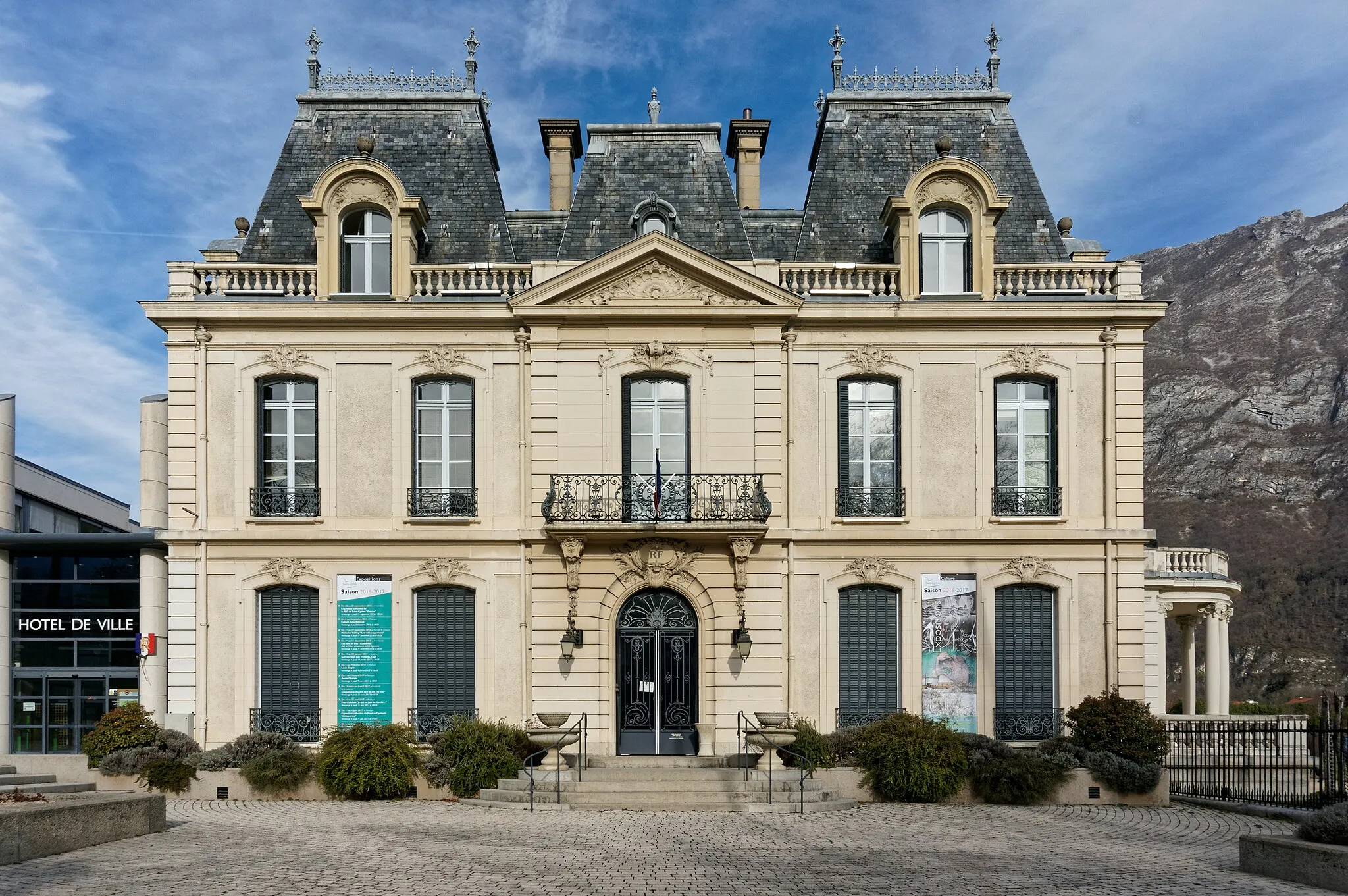 Photo showing: Le Château Borel, ancienne mairie de Saint-Égrève.