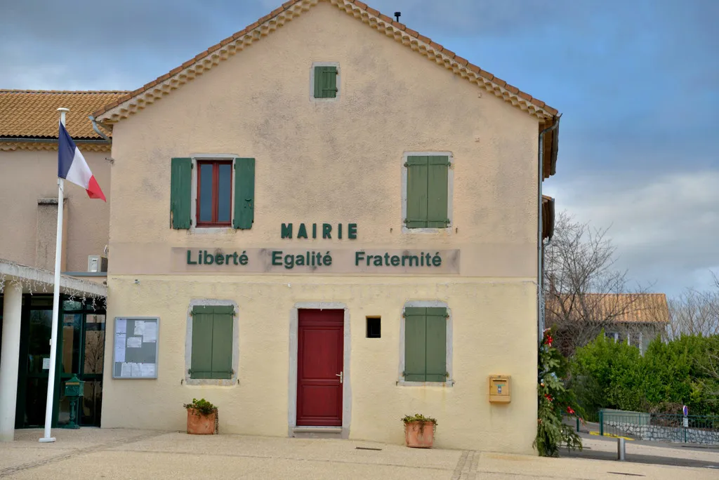 Photo showing: la mairie