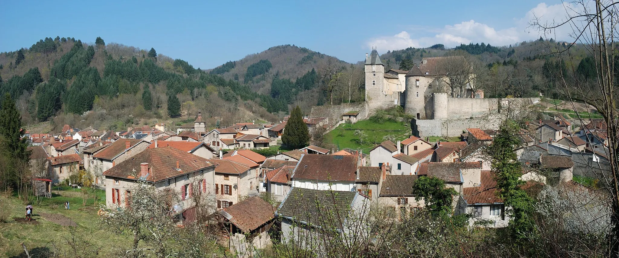 Photo showing: Châteldon (Puy-de-Dôme, France).