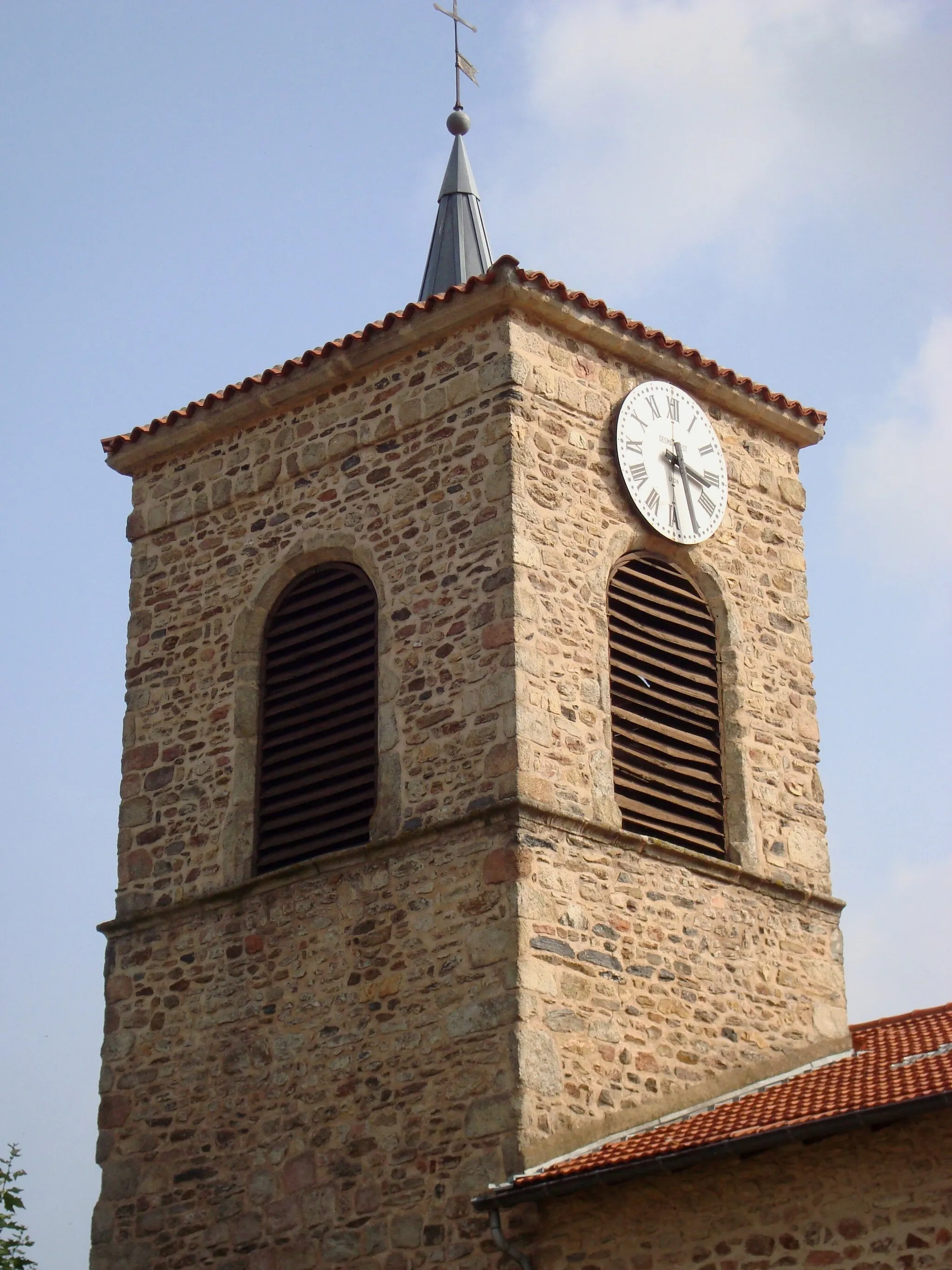 Photo showing: Clocher de l'église Saint-Saturnin, Saint-Sorlin, Rhône, France.