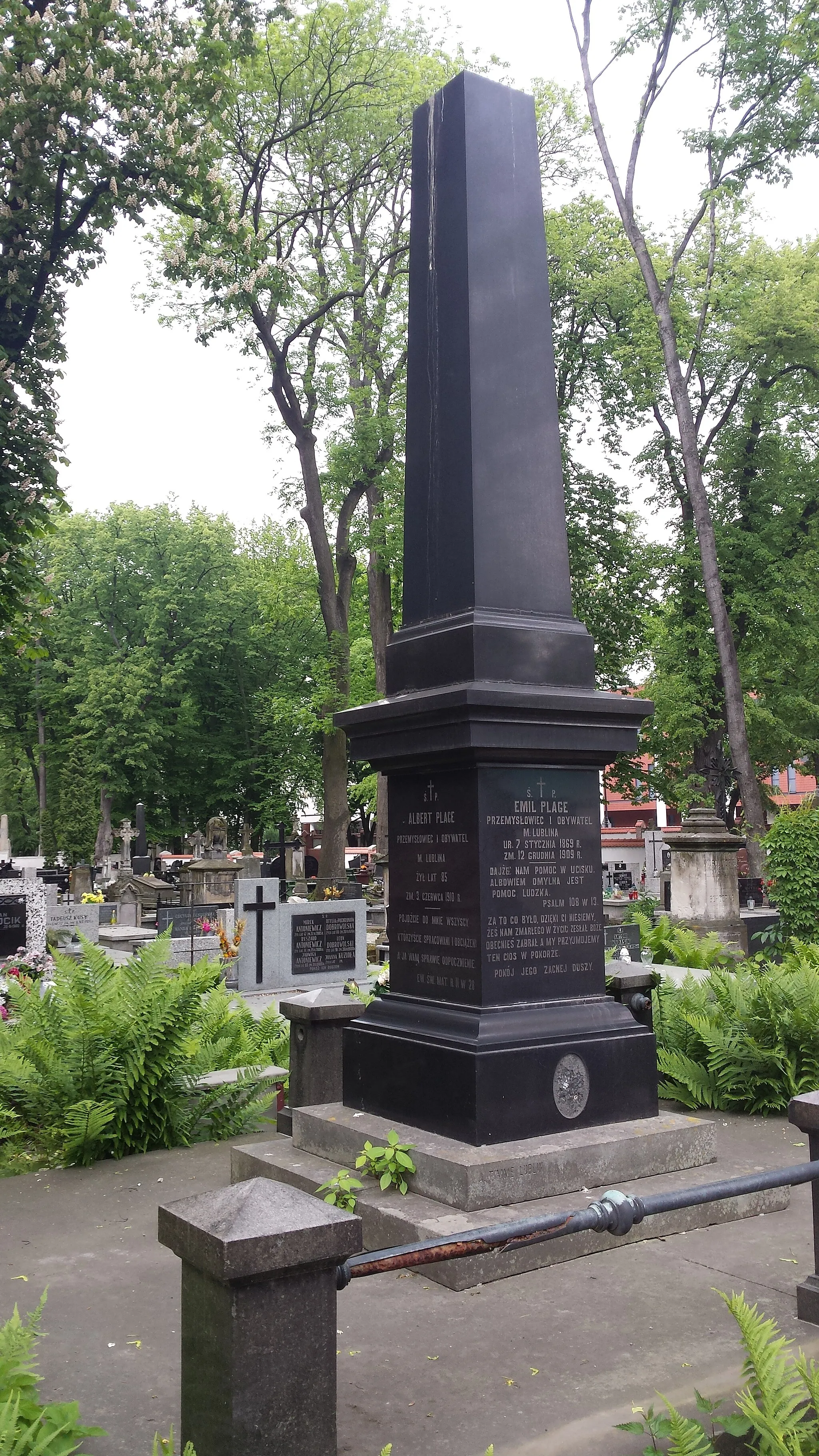 Photo showing: Grób Emila Plagego na cmentarzu przy Lipowej