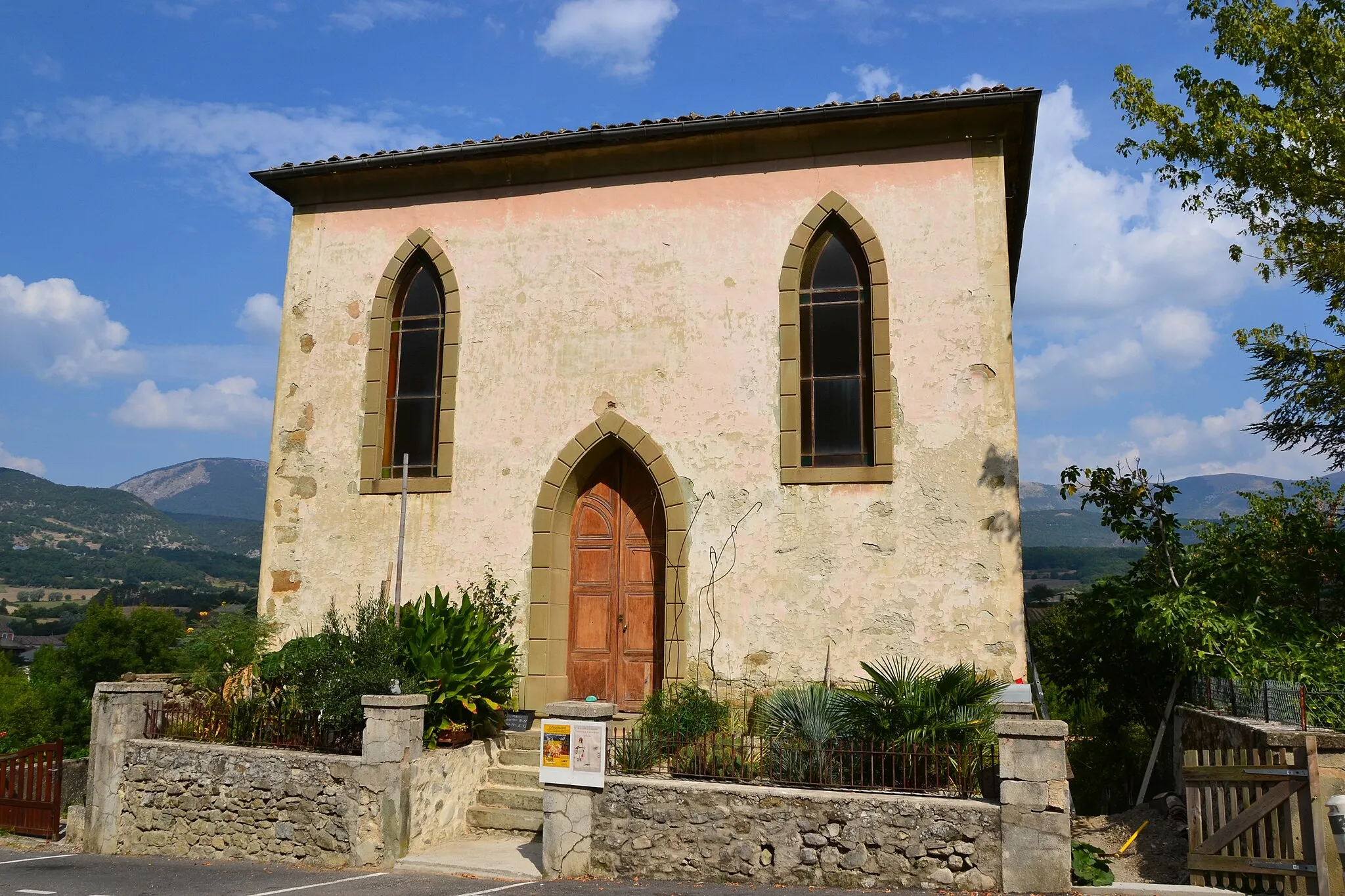 Photo showing: chapelle à Bourdeaux