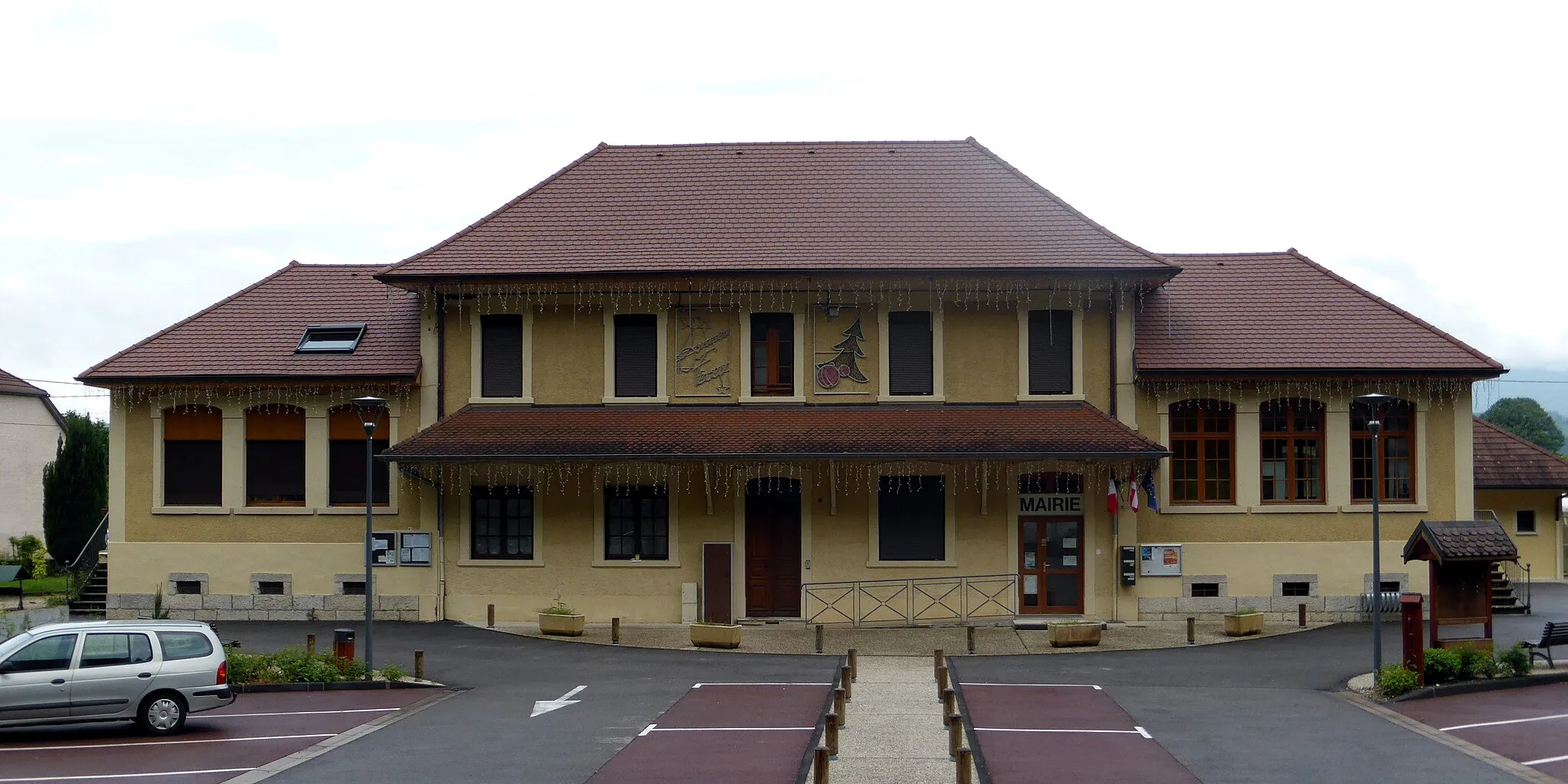 Photo showing: Town hall of La Balme, Savoie, Rhône-Alpes, France.
