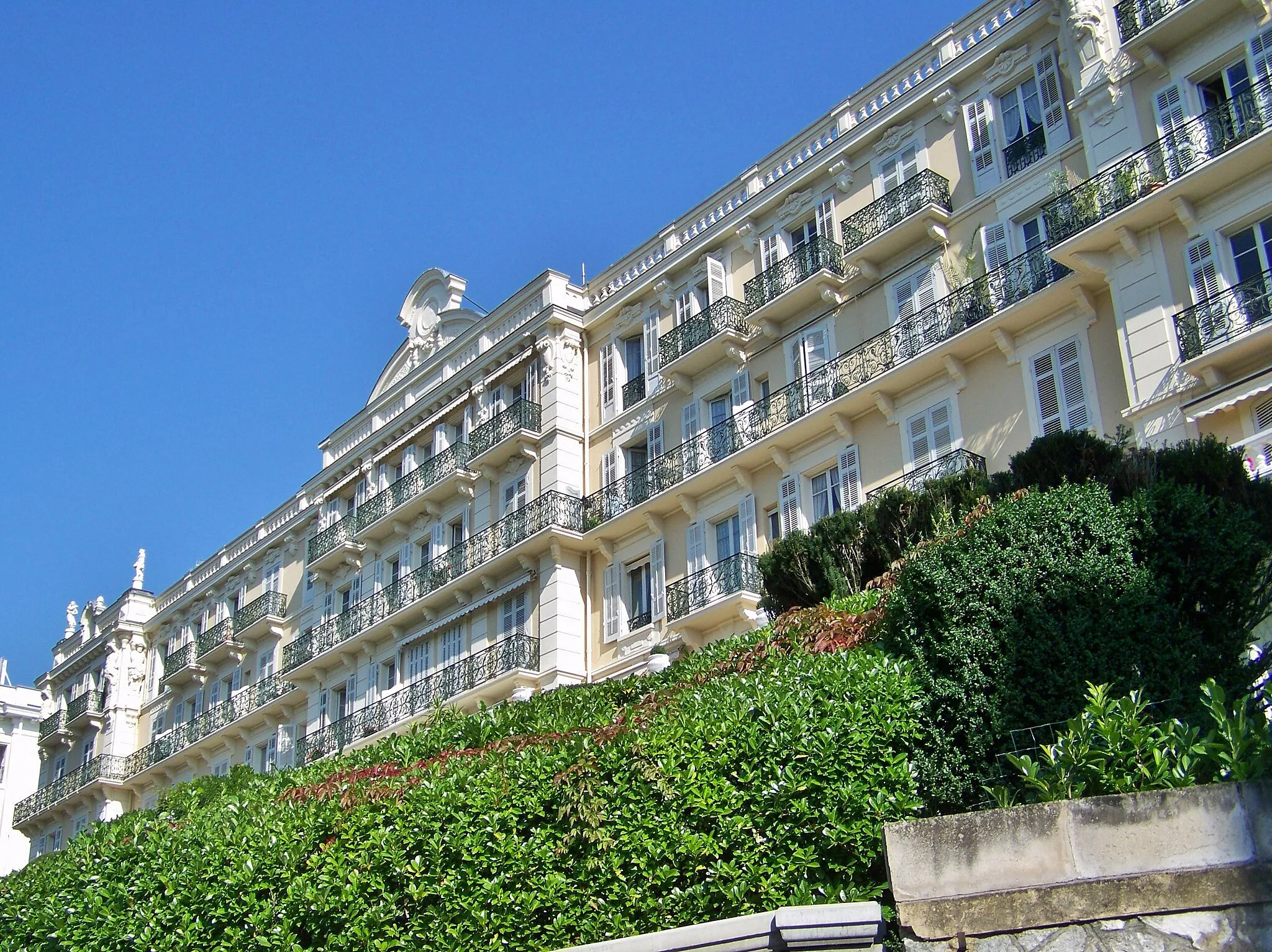 Photo showing: Sight of Hôtel Splendide (or Palace Splendide), in Aix-les-Bains, Savoie, France.