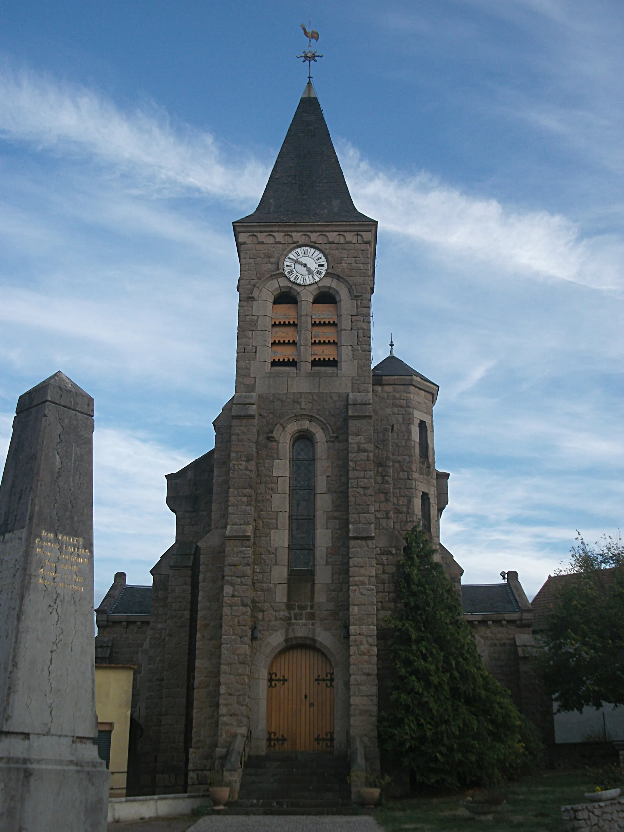 Photo showing: Church of Châtelus, Allier, Auvergne-Rhône-Alpes, France. [17223]