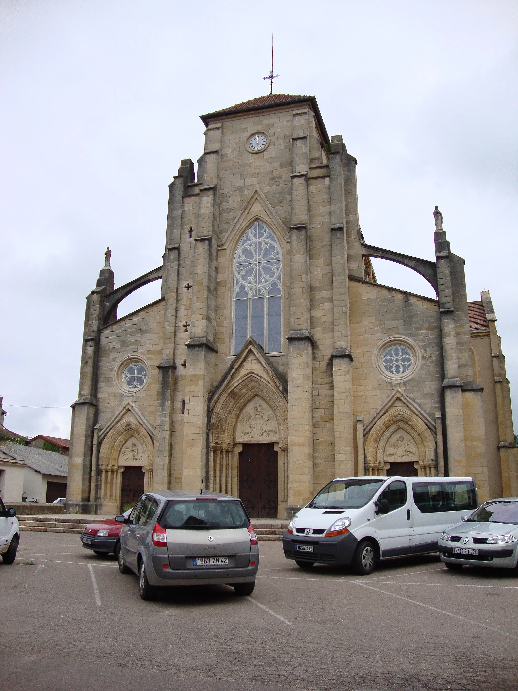 Photo showing: Belmont-de-la-Loire (Loire, Fr) église, façade.