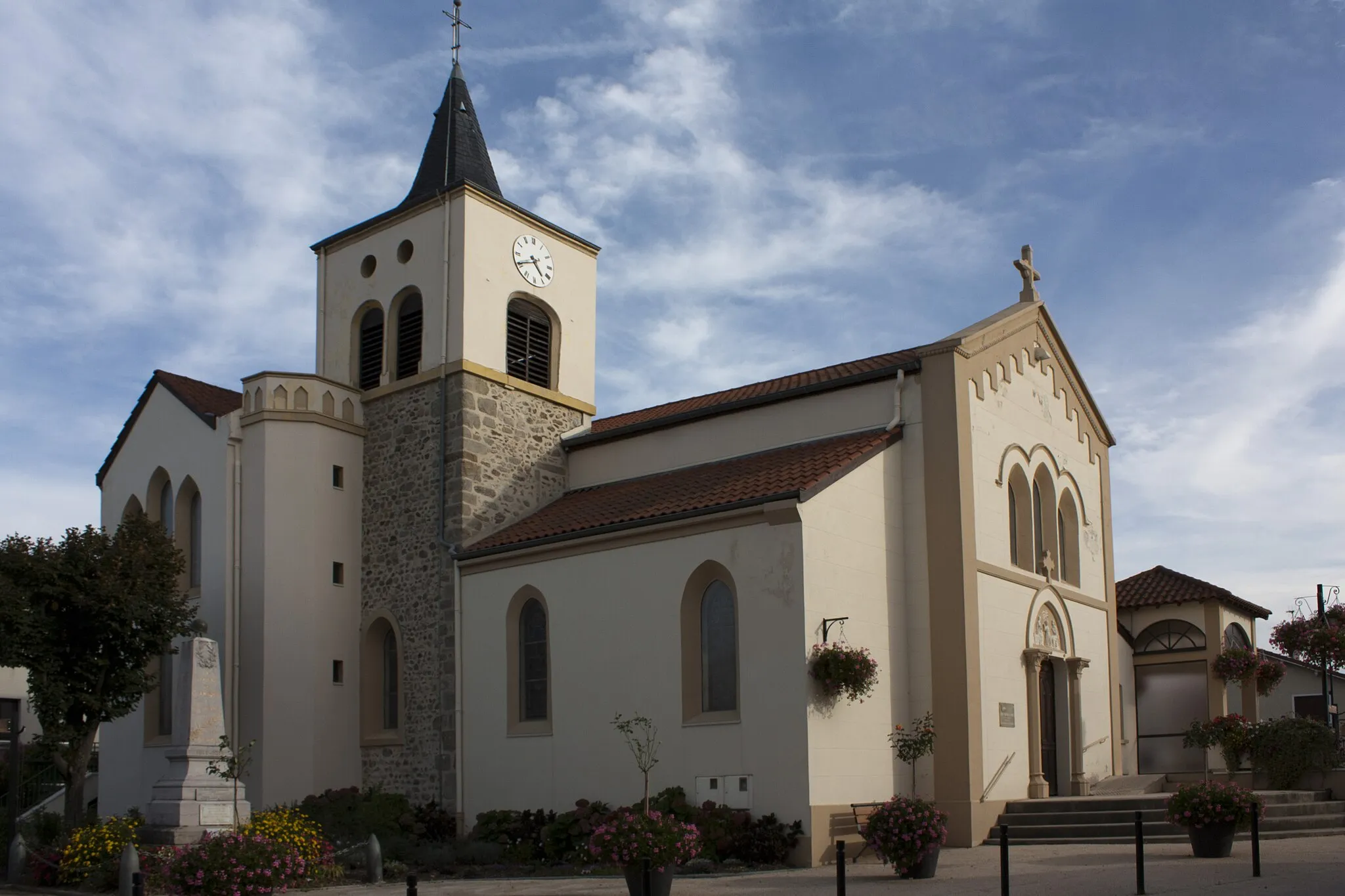 Photo showing: Parish Church of St. Blandina in Chambœuf.