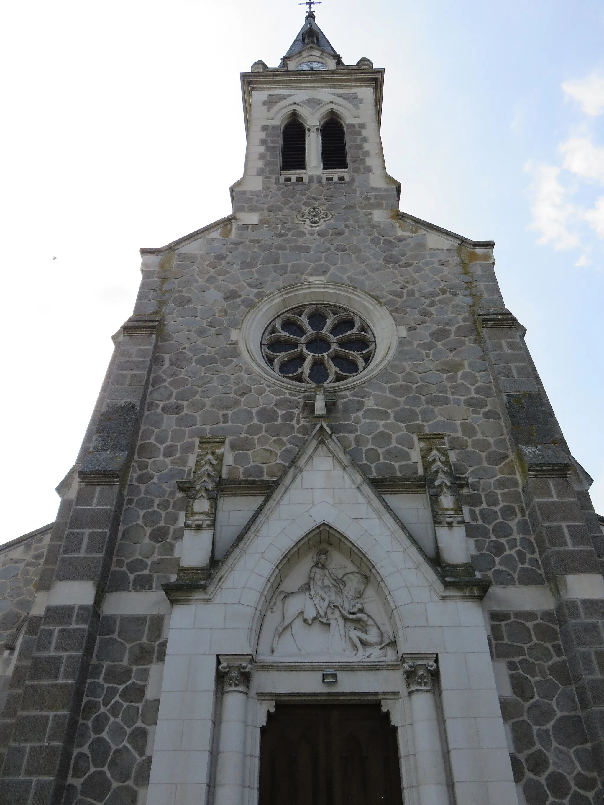 Photo showing: Église Saint-Martin de Magneux-Haute-Rive (Loire, France).