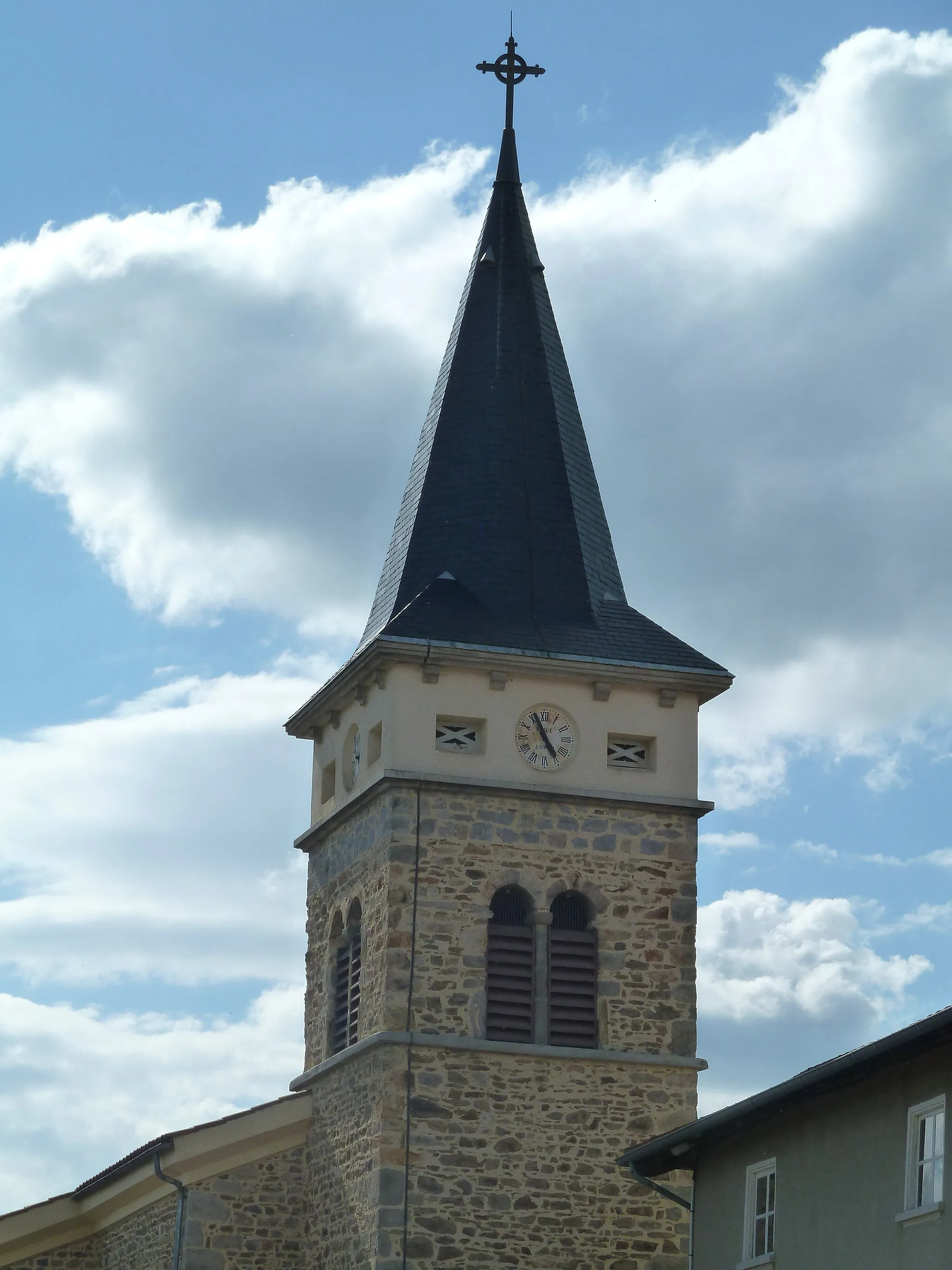 Photo showing: Clocher de l'église de Montchal (Loire)