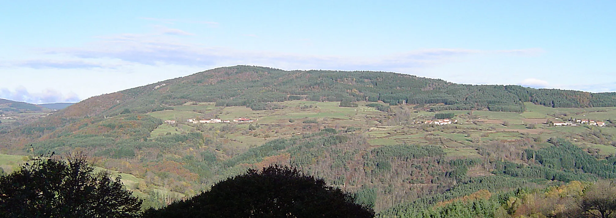 Photo showing: Le pic de Morière - 1140m - Point culminant de St Georges en Couzan