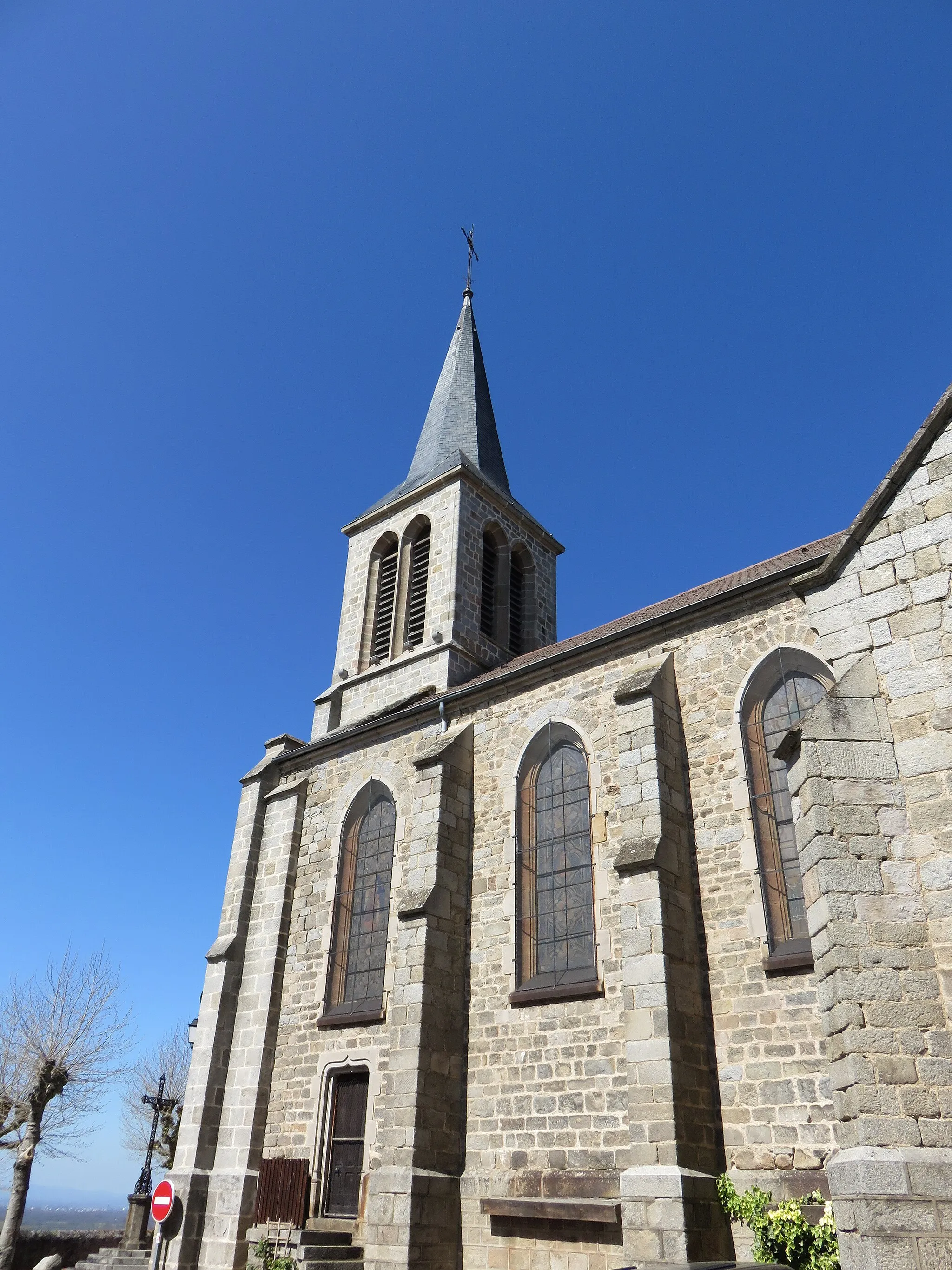 Photo showing: Église Saint-Cyr-et-Sainte-Julitte de Saint-Cyr-les-Vignes (Loire, France).