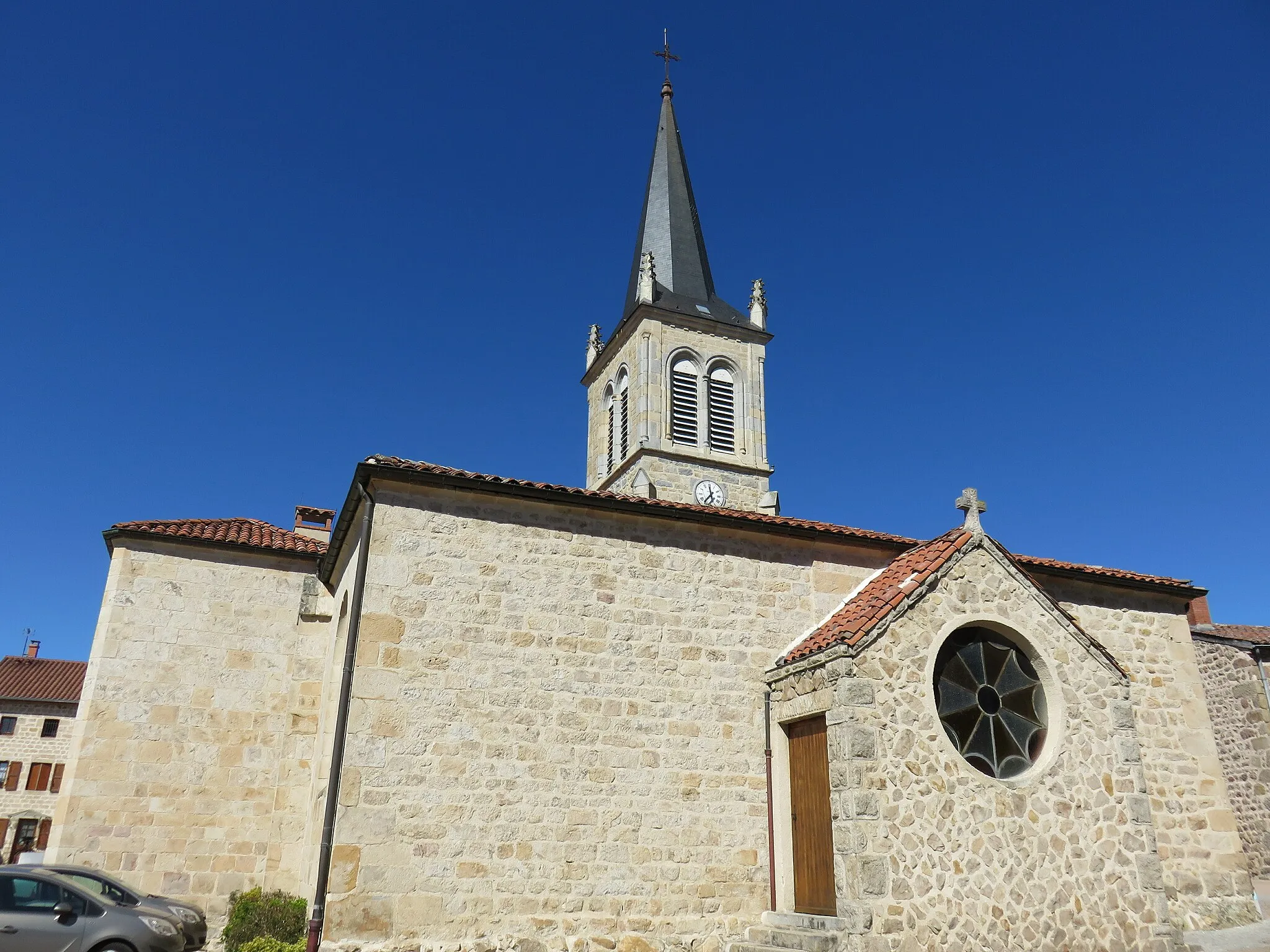 Photo showing: Église Saint-Hilaire de Saint-Hilaire-Cusson-la-Valmitte, dans la Loire.