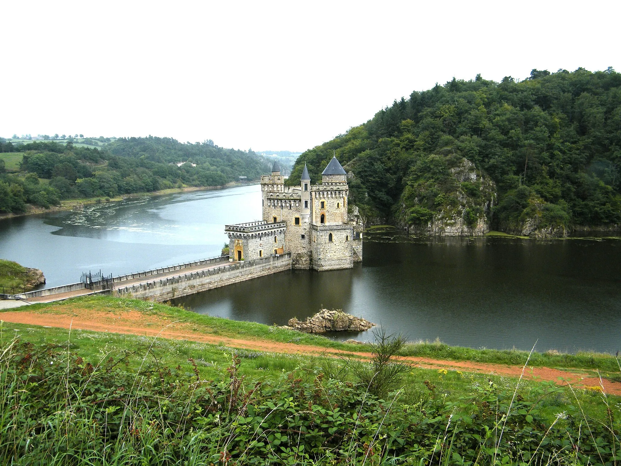 Photo showing: Château de la Roche, à St Priest