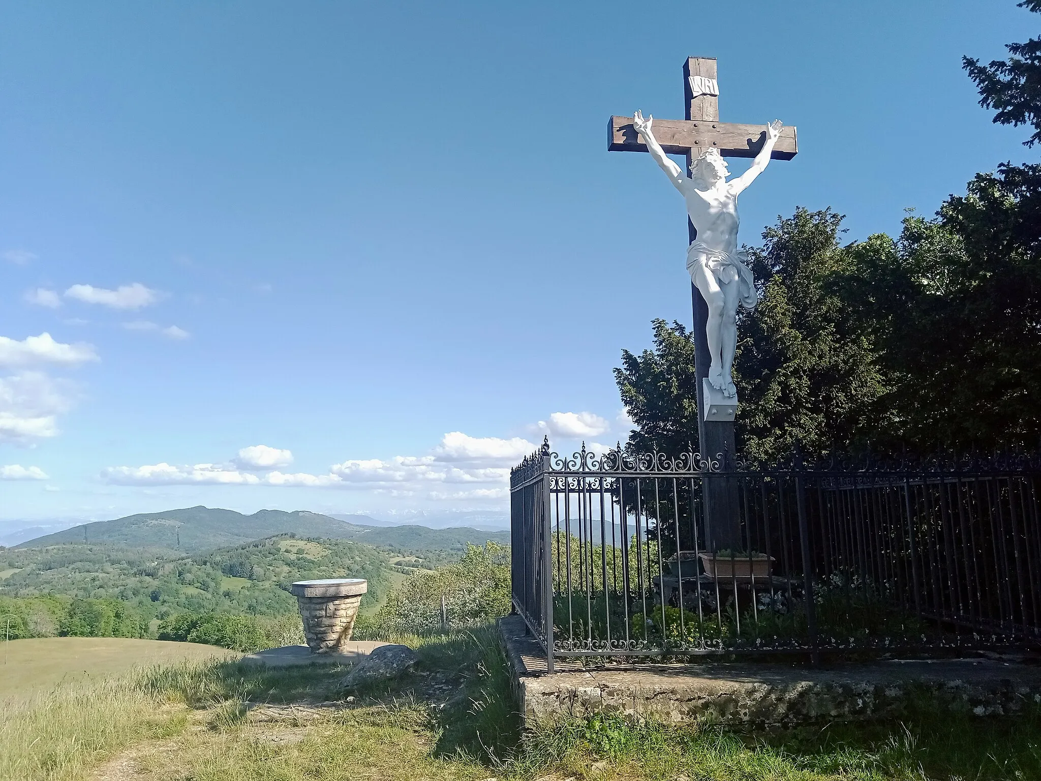 Photo showing: Calvaire de Portes sur le mont Frioland, Ain, France