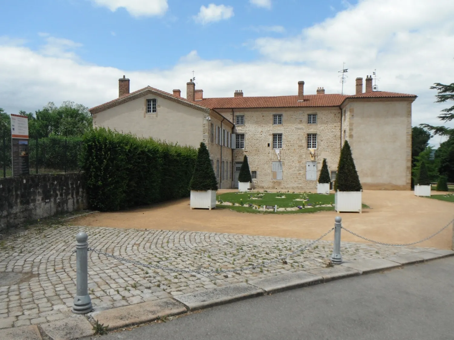 Photo showing: Château des Bruneaux