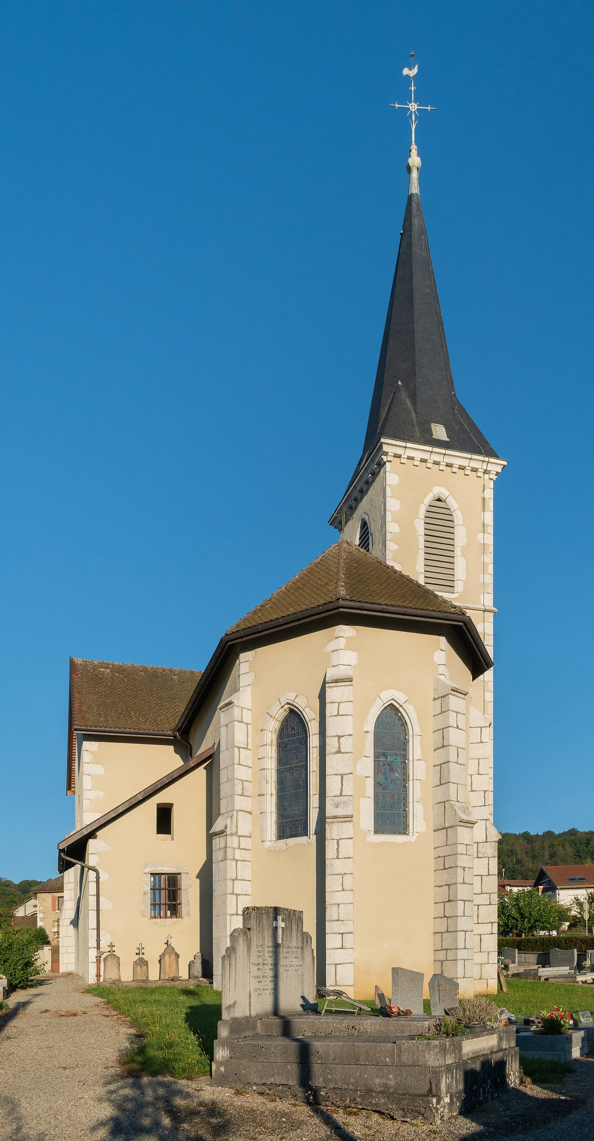 Photo showing: Saint John the Baptist church in Charvonnex, Haute-Savoie, France